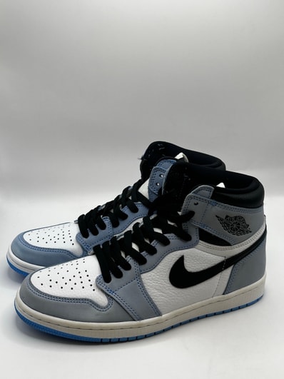 Nike Air Jordan 1 High OG "University Blue"