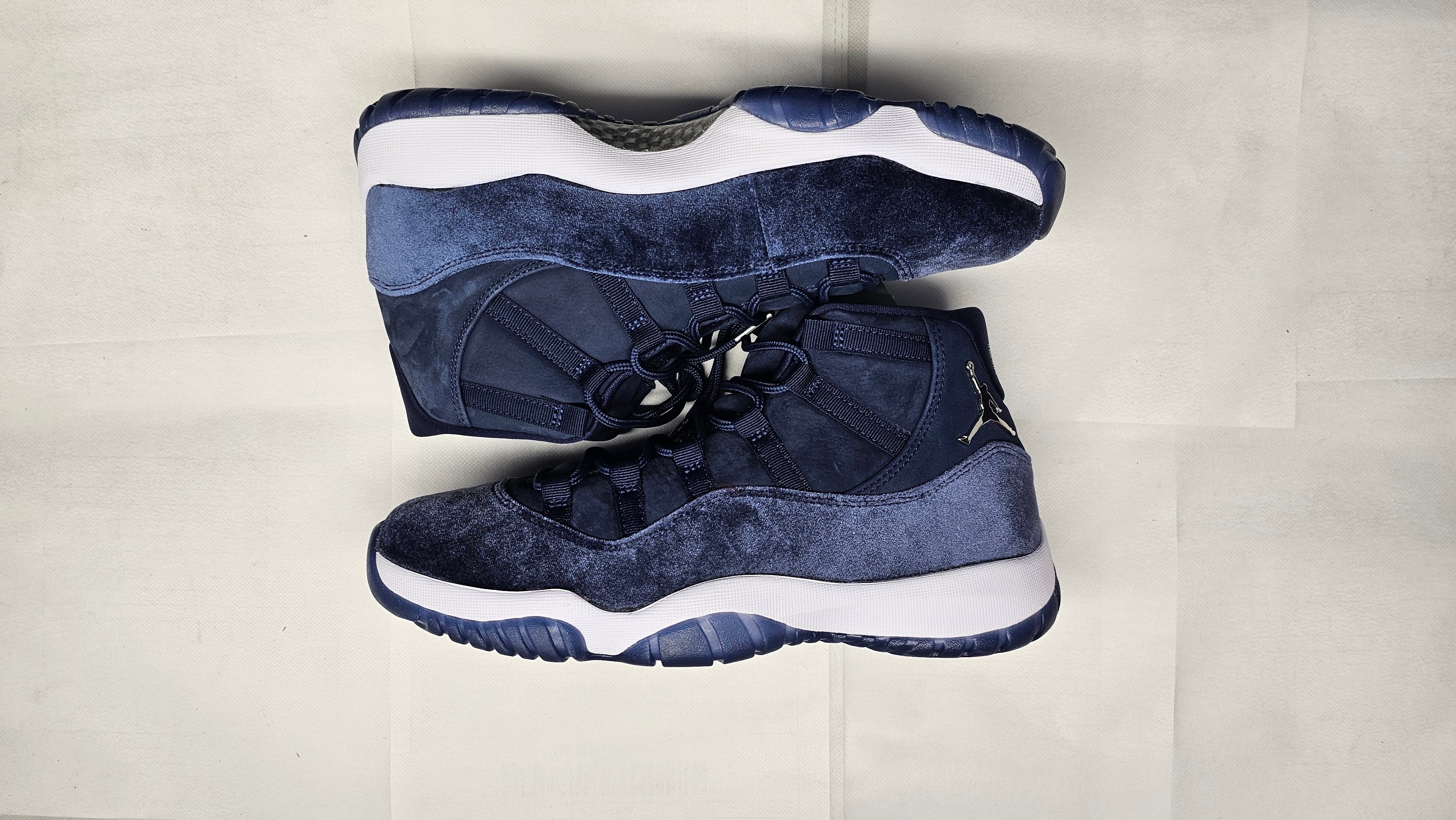 Nike Women's Air Jordan 11 "Midnight Navy"