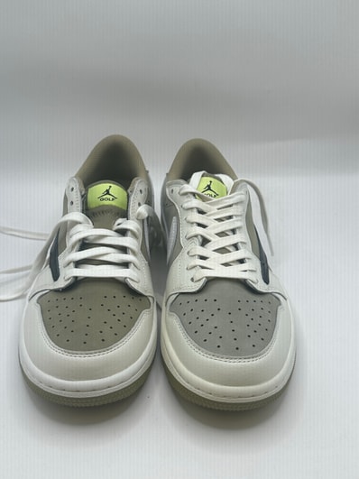 Travis Scott × Nike Air Jordan 1 Low Golf NRG "Neutral Olive"