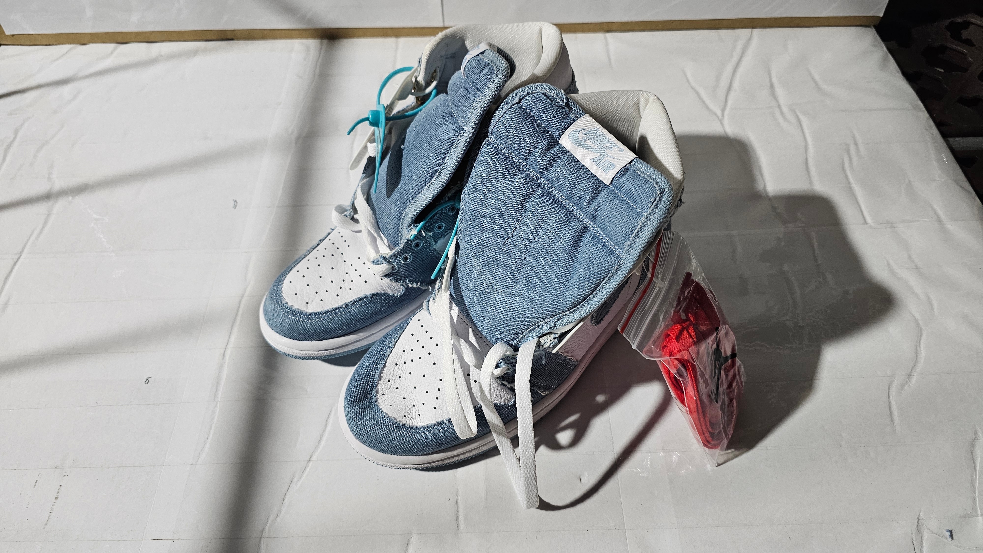Nike Women's Air Jordan 1 High OG "Denim"