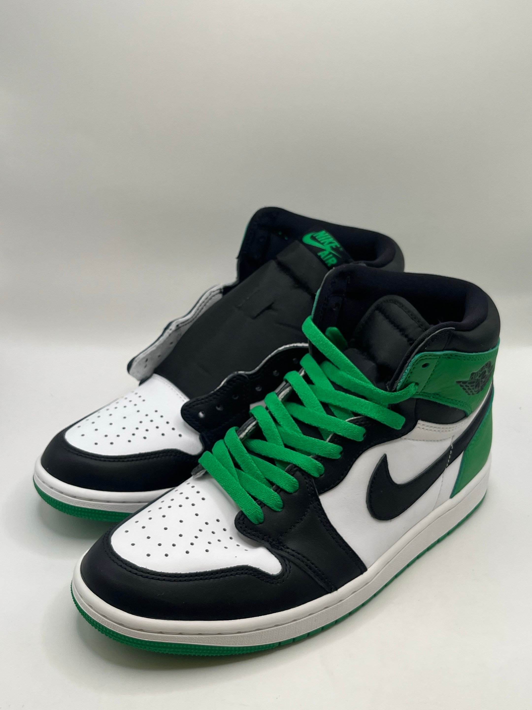 Nike Air Jordan 1 Retro High OG "Celtics/Black and Lucky Green" (2023)