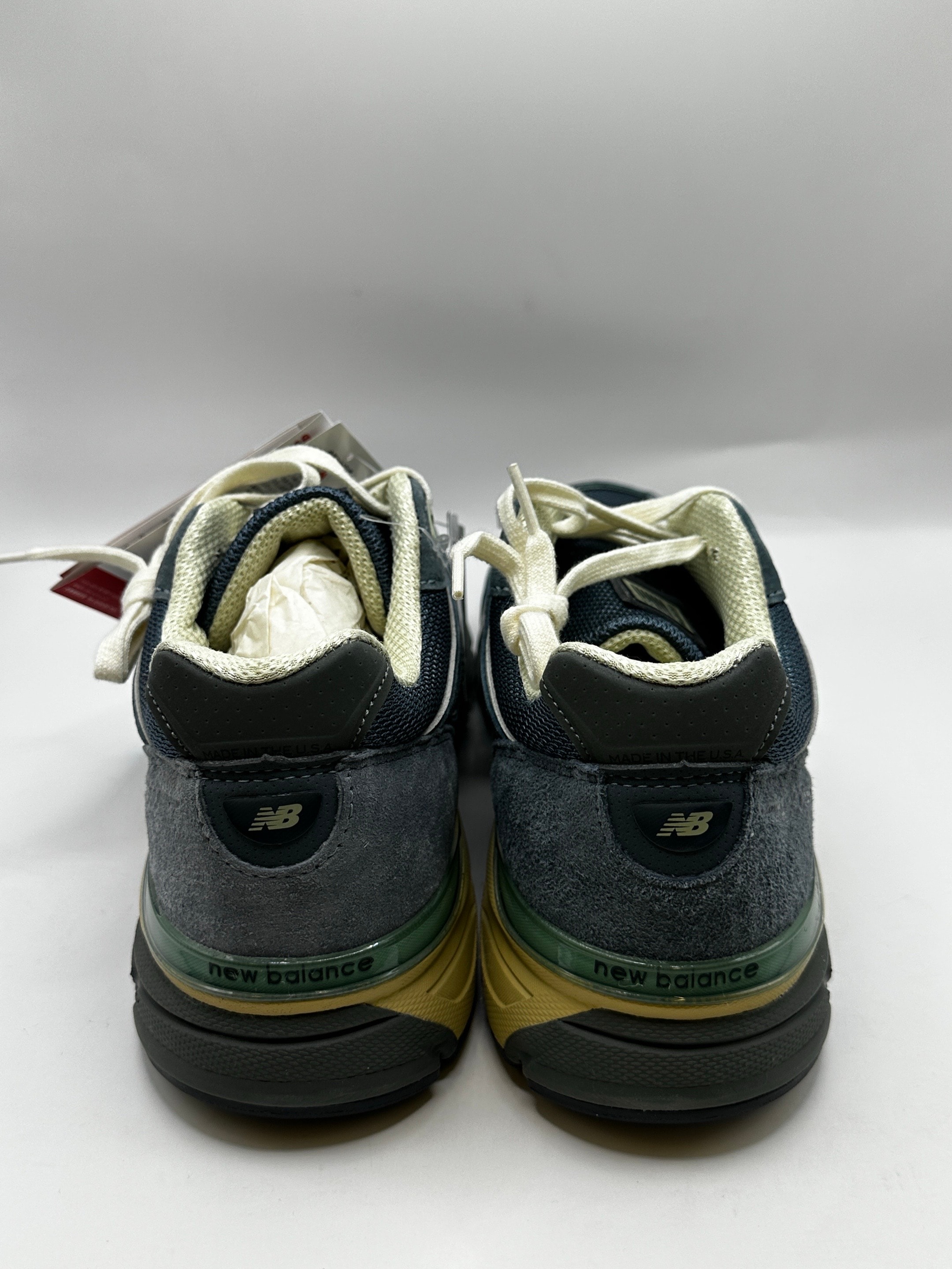 AURALEE × New Balance 990V4 "Dusty Blue"