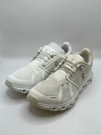 On Cloud 6 "White/White"