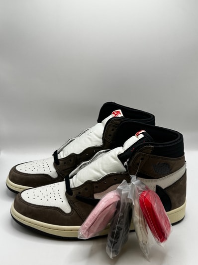 Travis Scott × Nike Air Jordan 1 Retro High OG TS SP "Sail/Dark Mocha"