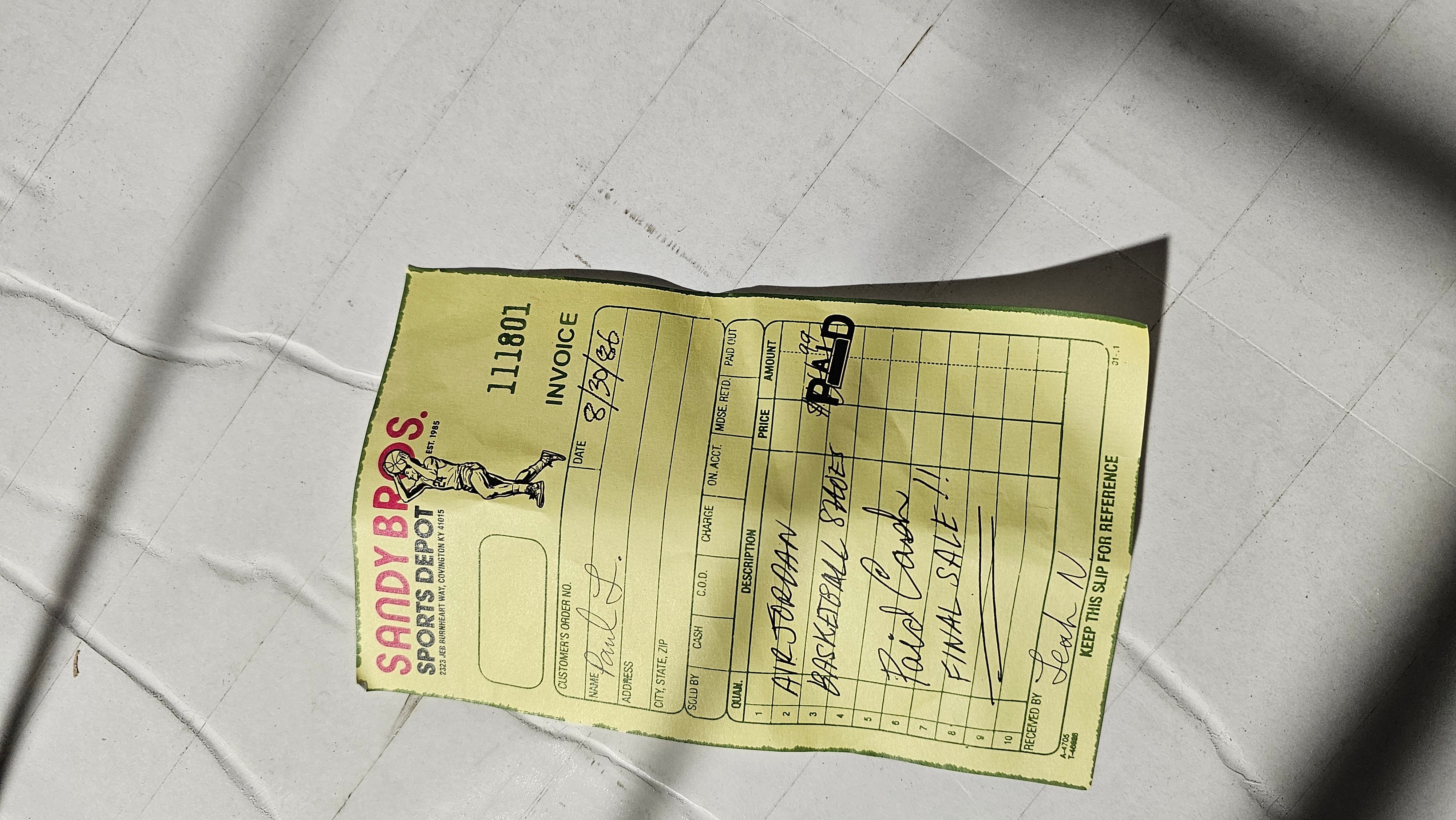 Nike Air Jordan 1 High OG "Lost & Found/Chicago"