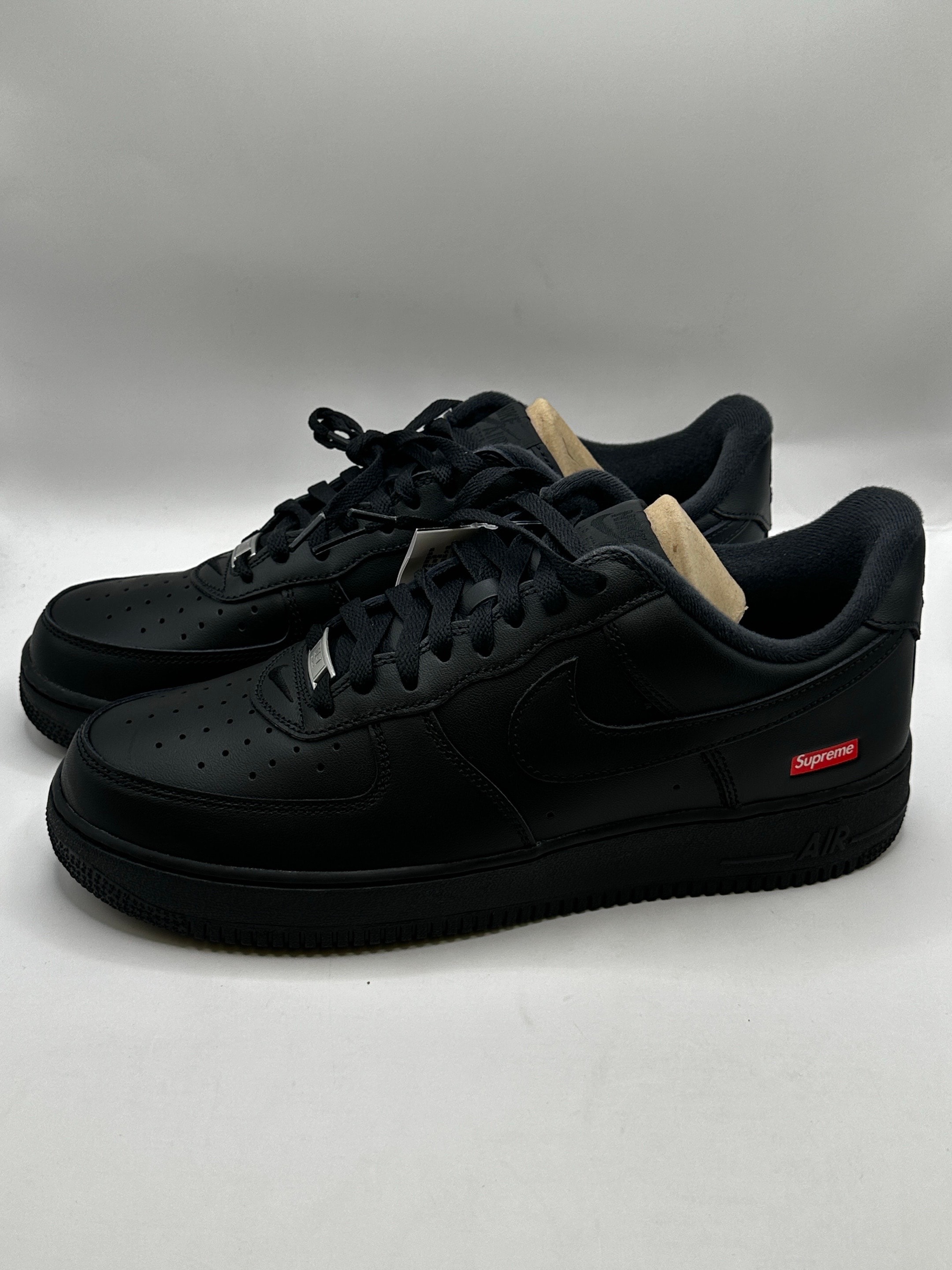 Supreme × Nike Air Force 1 Low "Black"