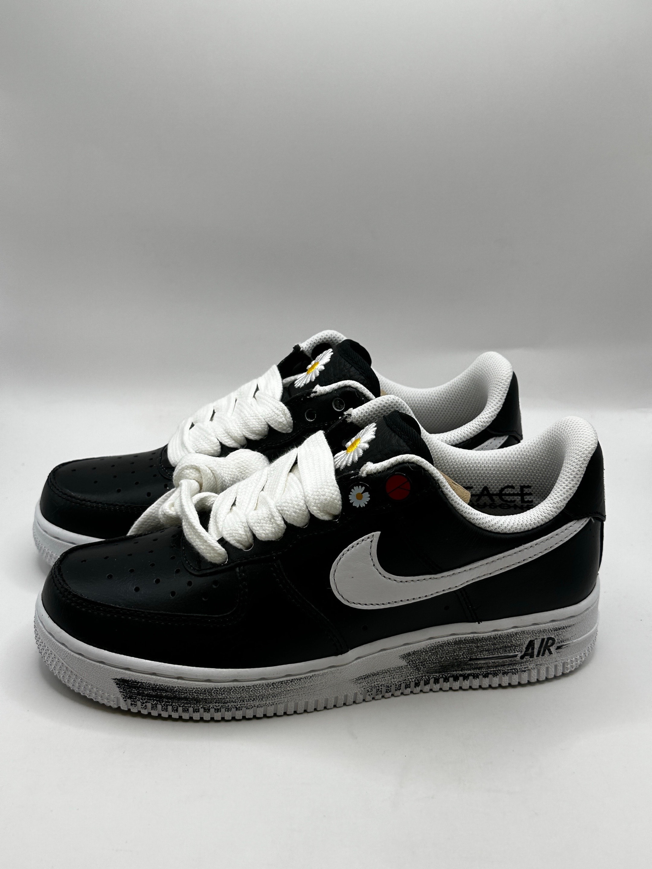 PEACEMINUSONE × Nike Air Force 1 Low Para Noise "Black" / G-DRAGON