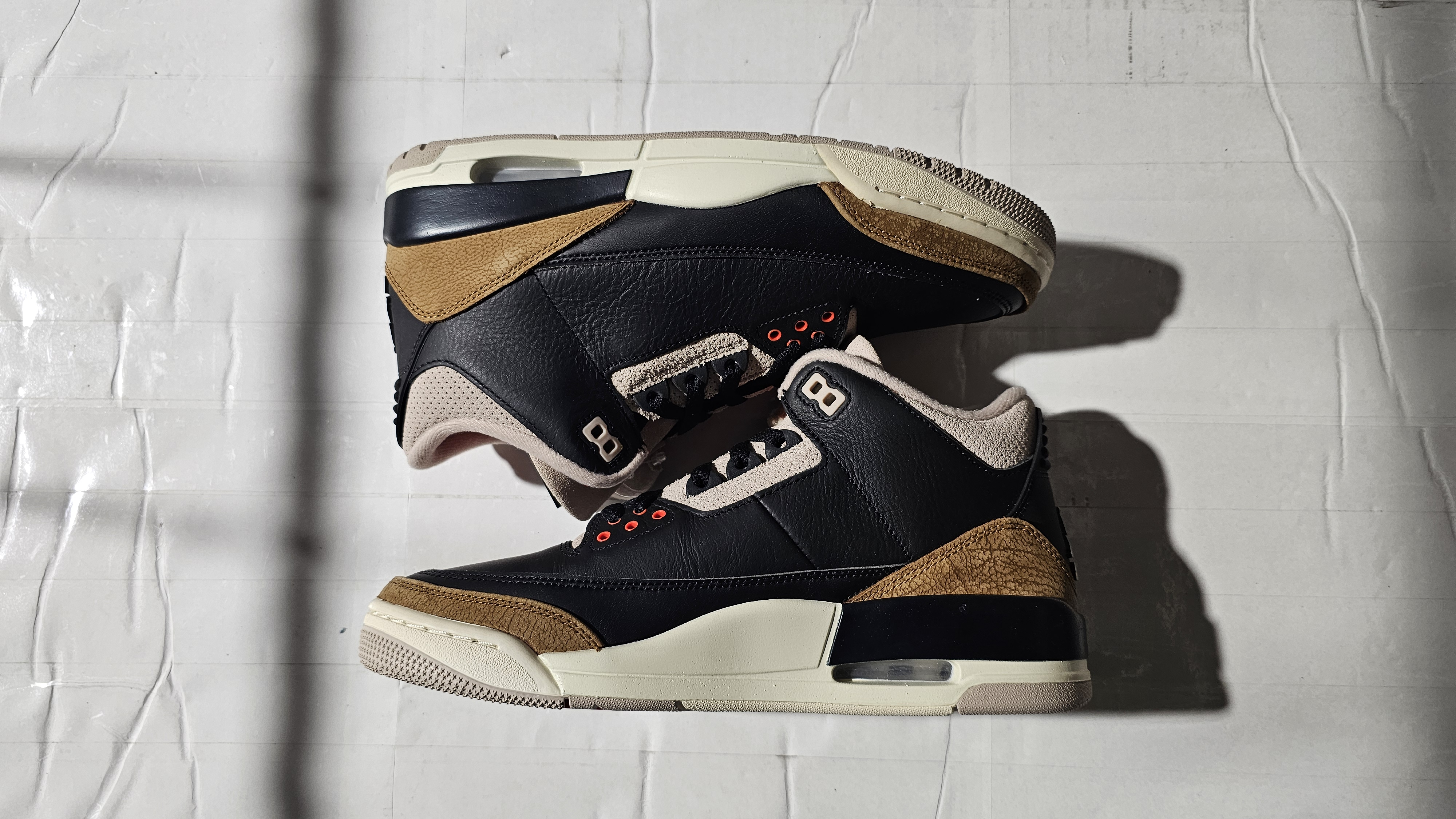 ナイキ エアジョーダン3 "デザートエレファント/サファリ"