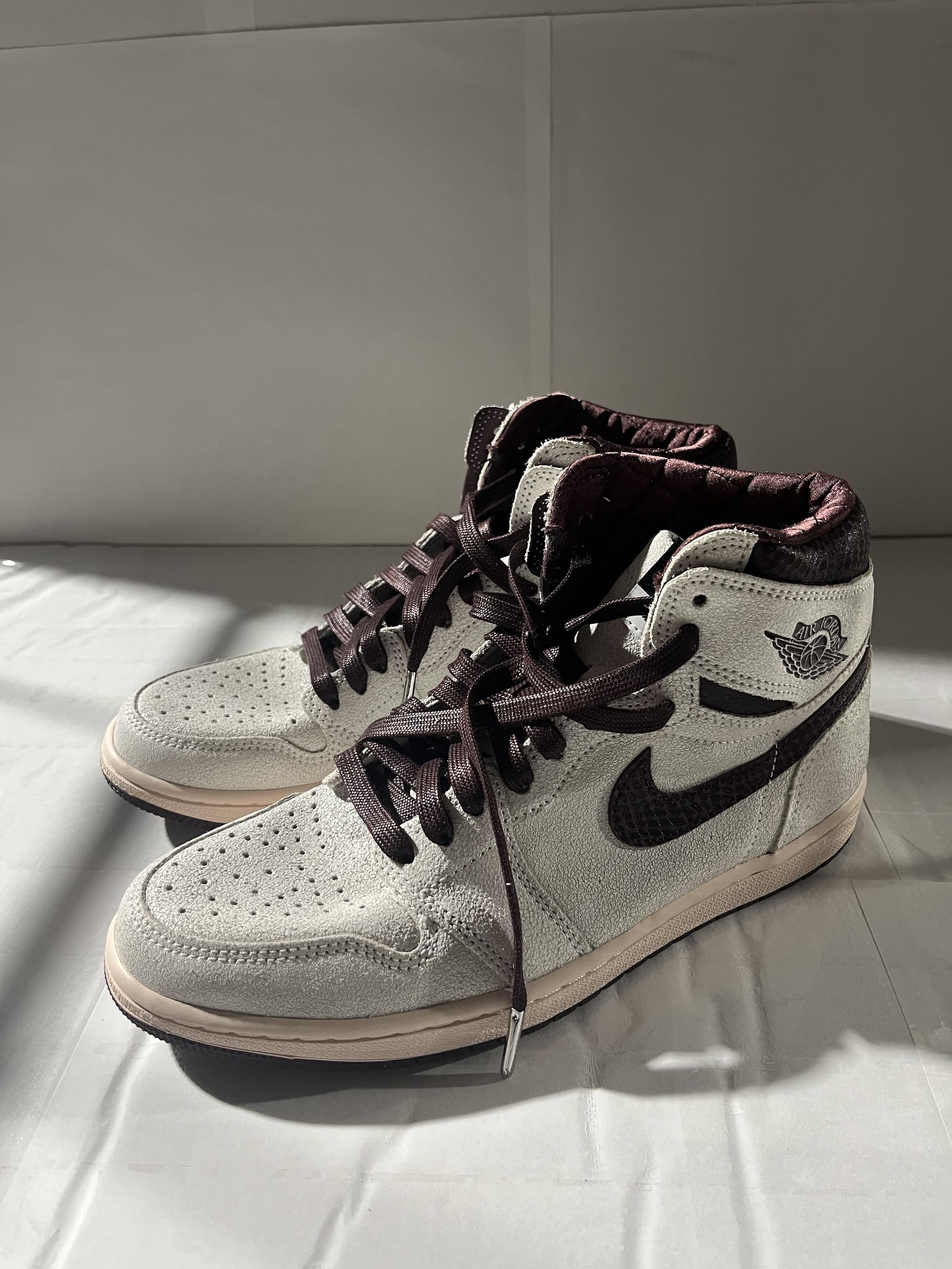 A Ma Maniere × Nike Air Jordan 1 Retro High OG "Sail and Burgundy"