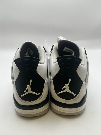 Nike Air Jordan 4 "Military Black"