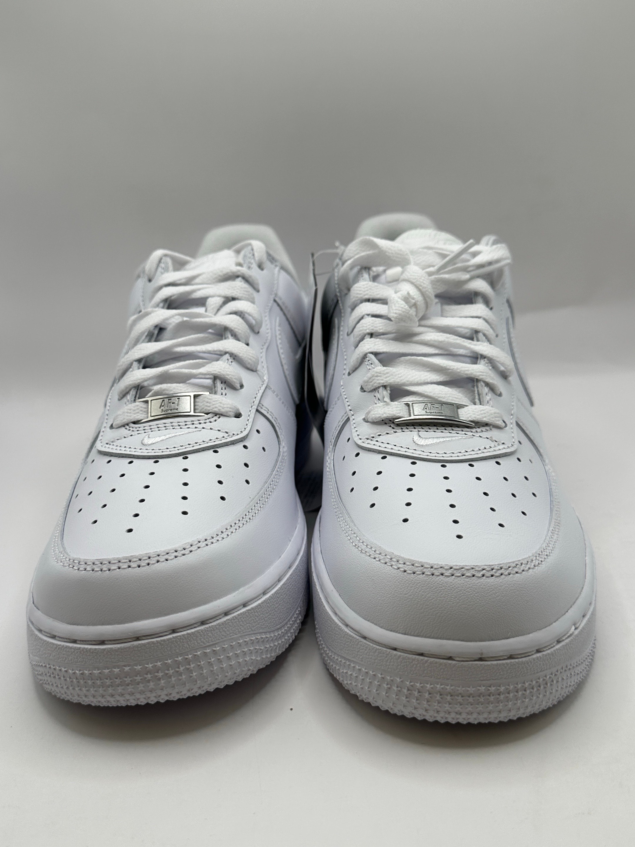 Supreme × Nike Air Force 1 Low "White"