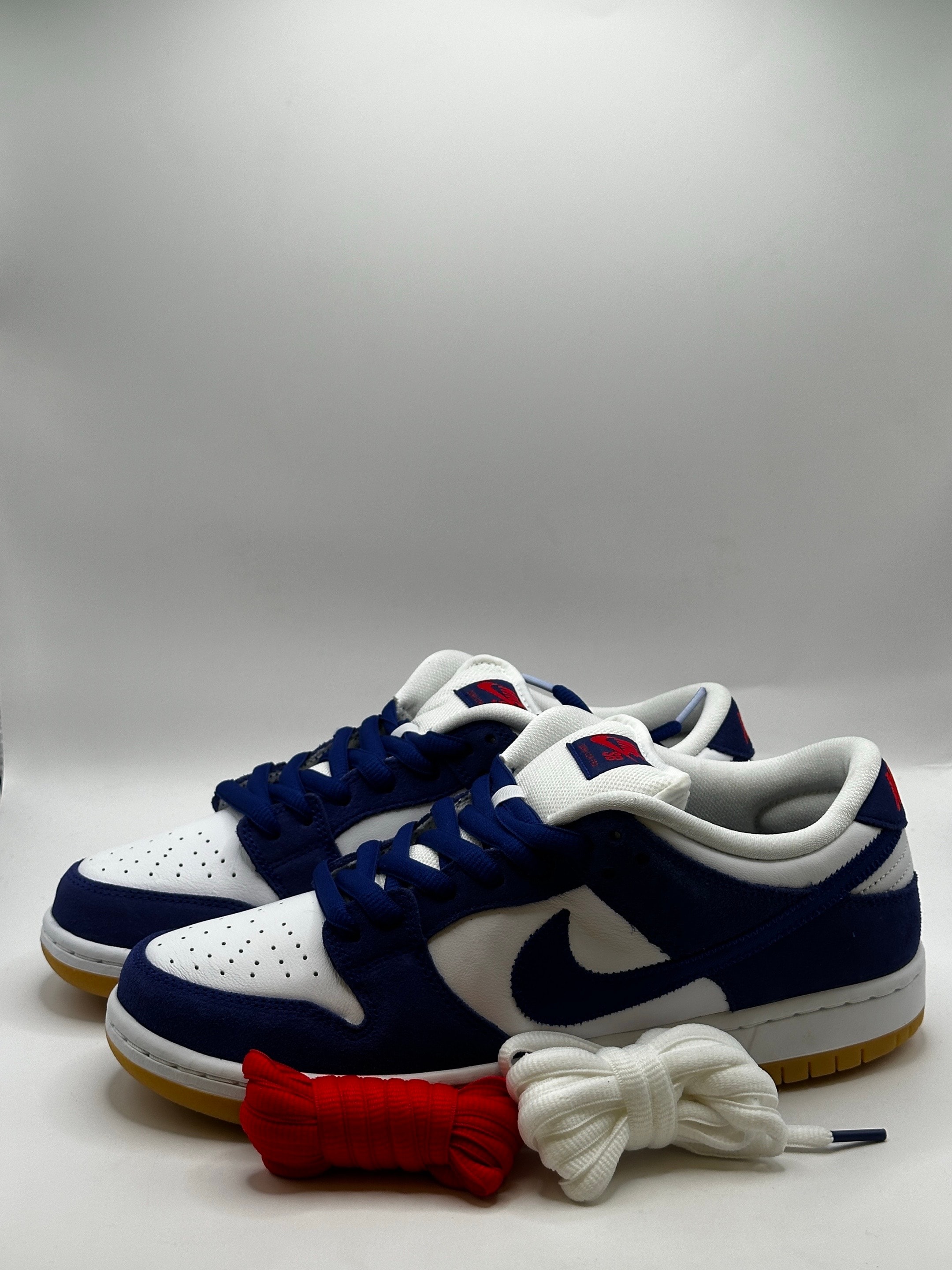 Nike SB Dunk Low "Los Angeles Dodgers/Deep Royal Blue"