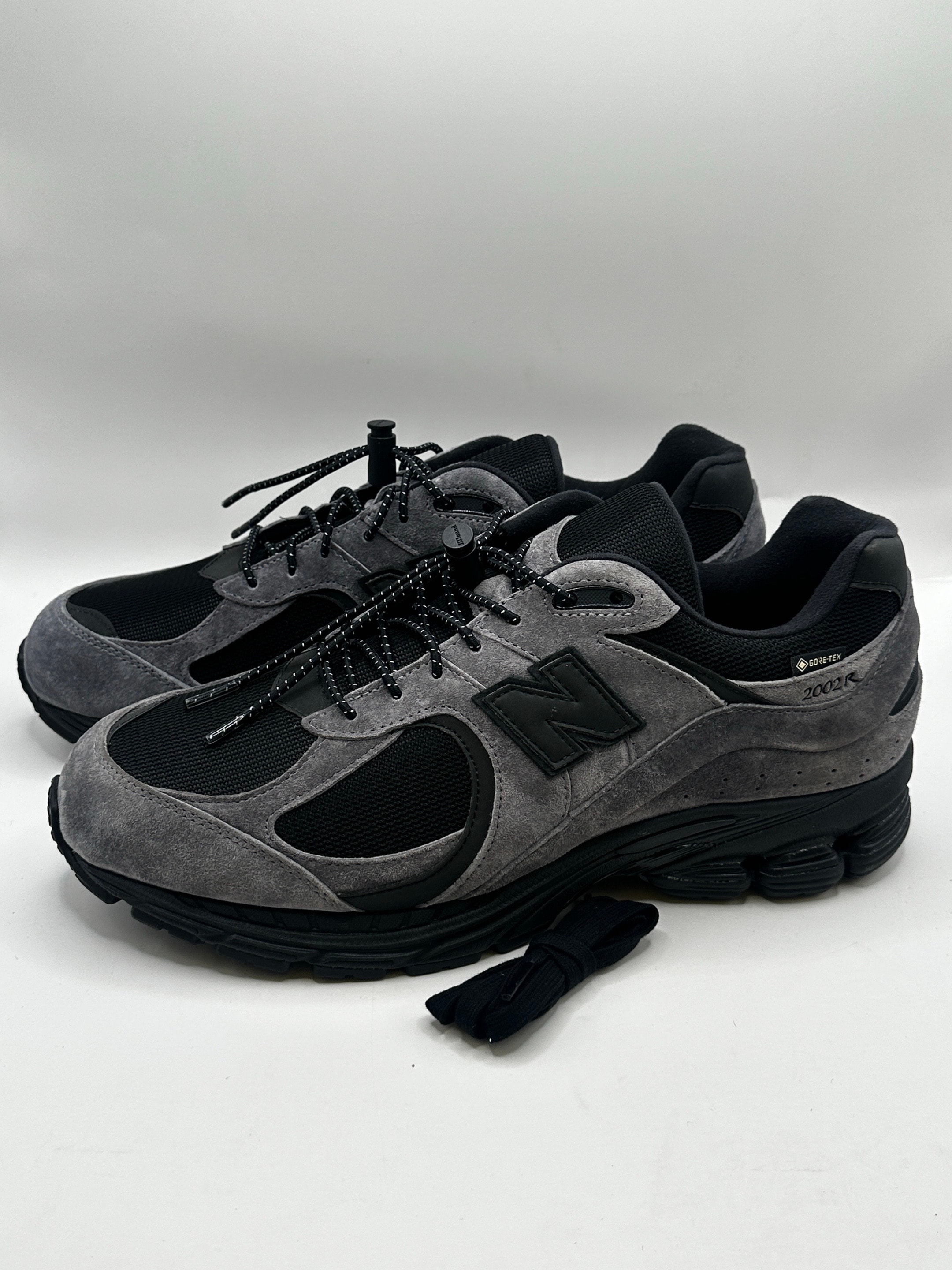 JJJJound × New Balance 2002R GORE-TEX "Charcoal" M2002RXZ