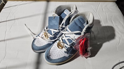 Nike Women's Air Jordan 1 High OG "Denim"