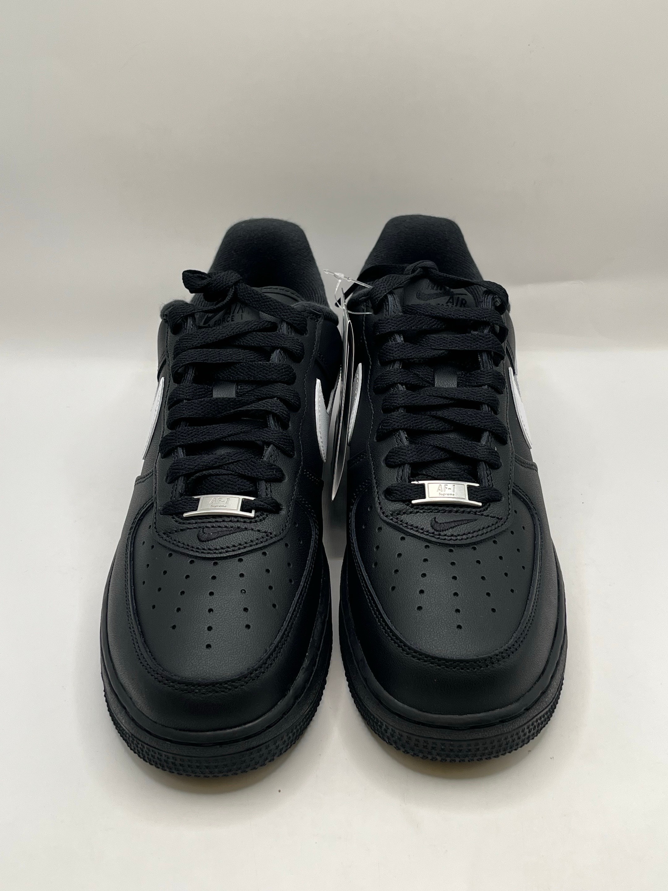 Supreme × Nike Air Force 1 Low "Black/White"