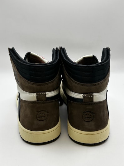 Travis Scott × Nike Air Jordan 1 Retro High OG TS SP "Sail/Dark Mocha"