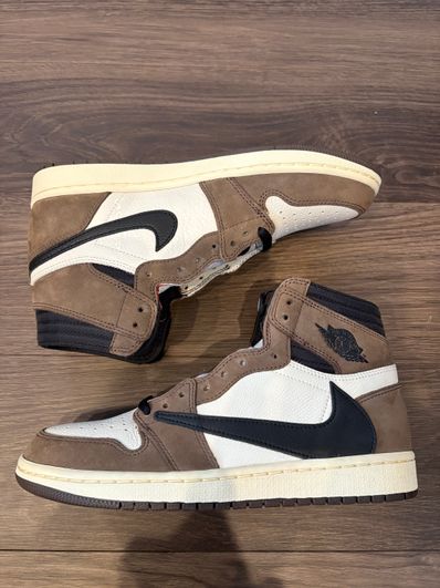 Travis Scott × Nike Air Jordan 1 Retro High OG TS SP "Sail/Dark Mocha"