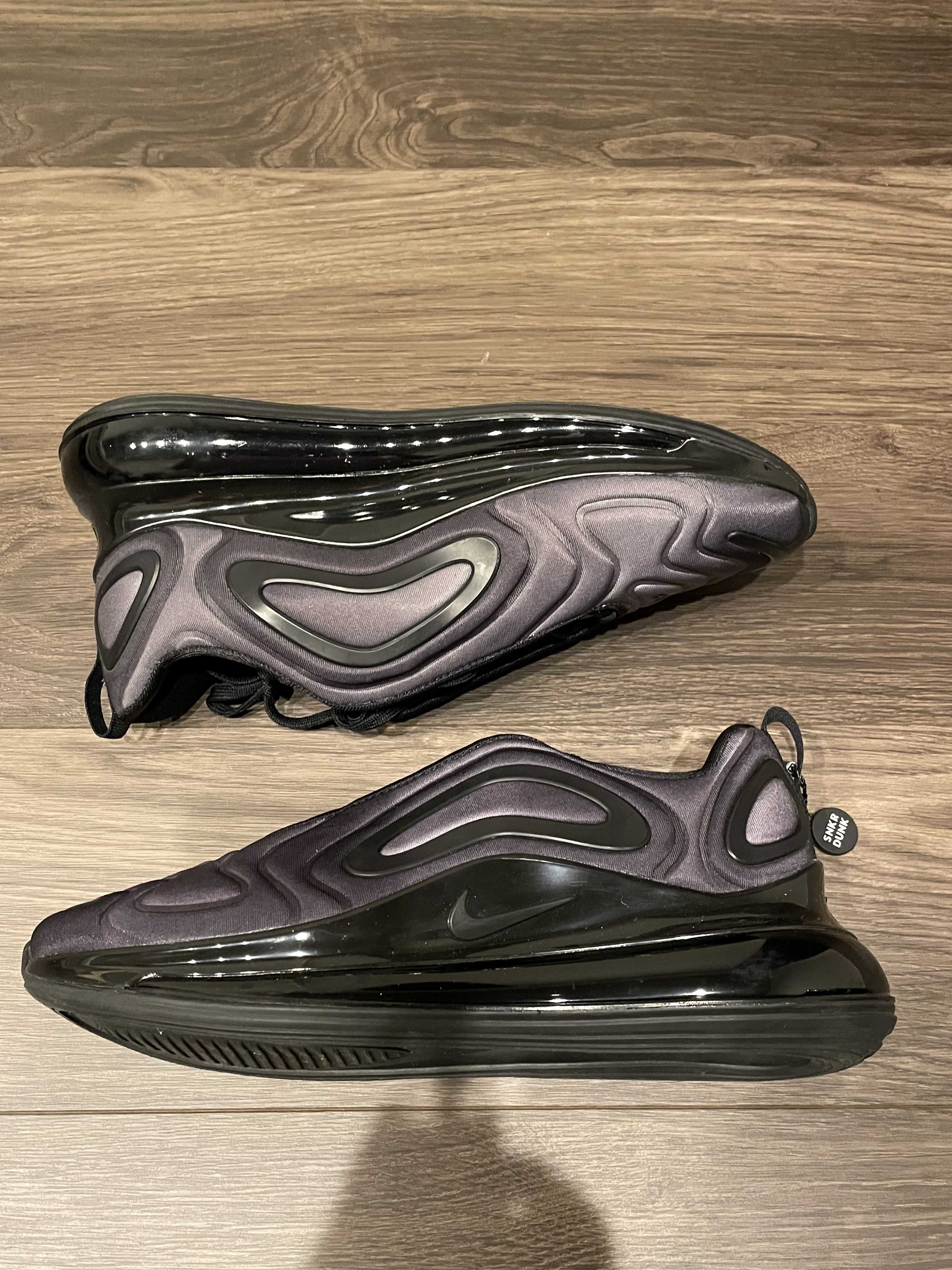 Nike Air Max 720 "Total Eclipse"