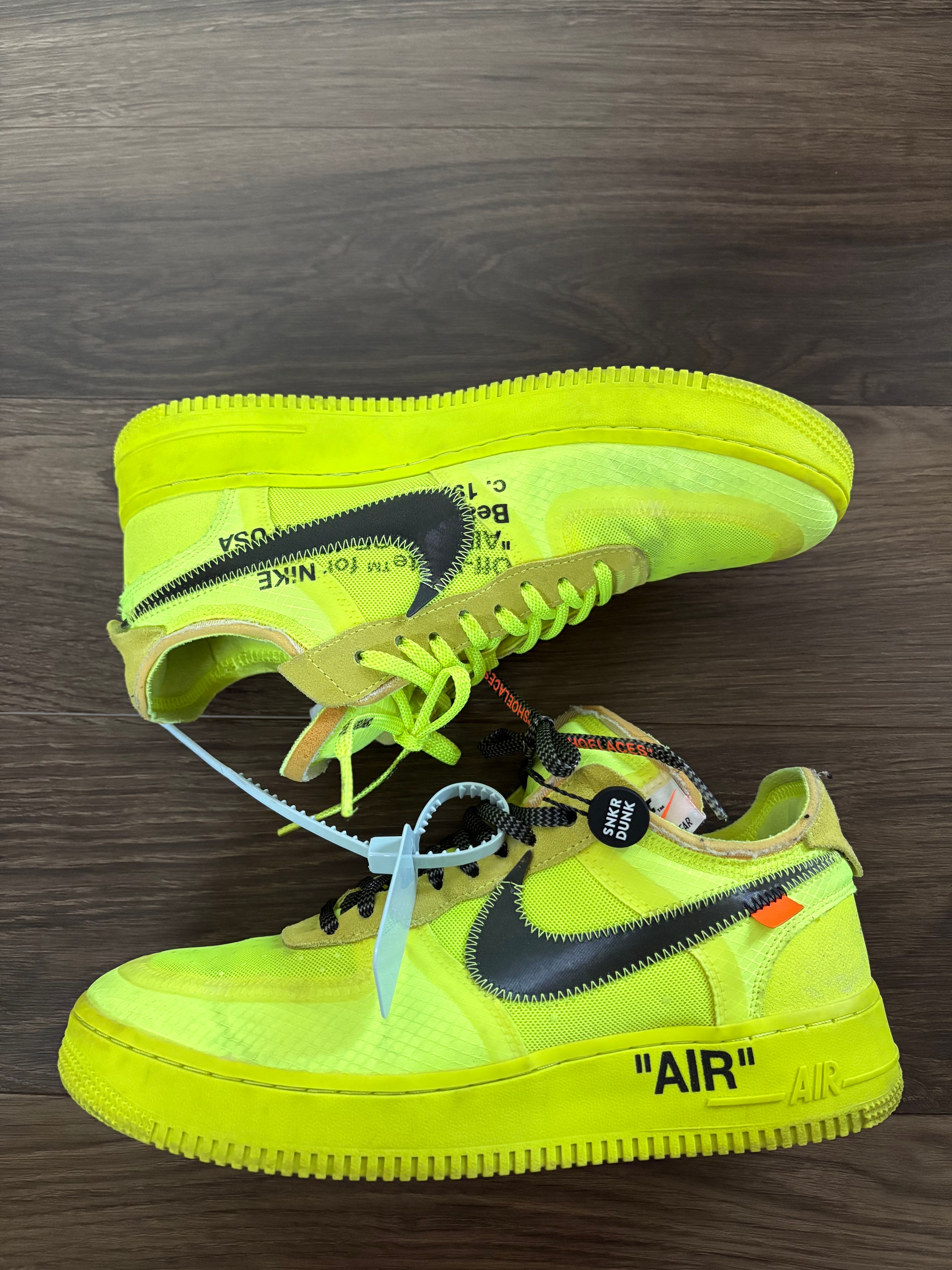 Off-White × Nike Air Force 1 Low "Volt"