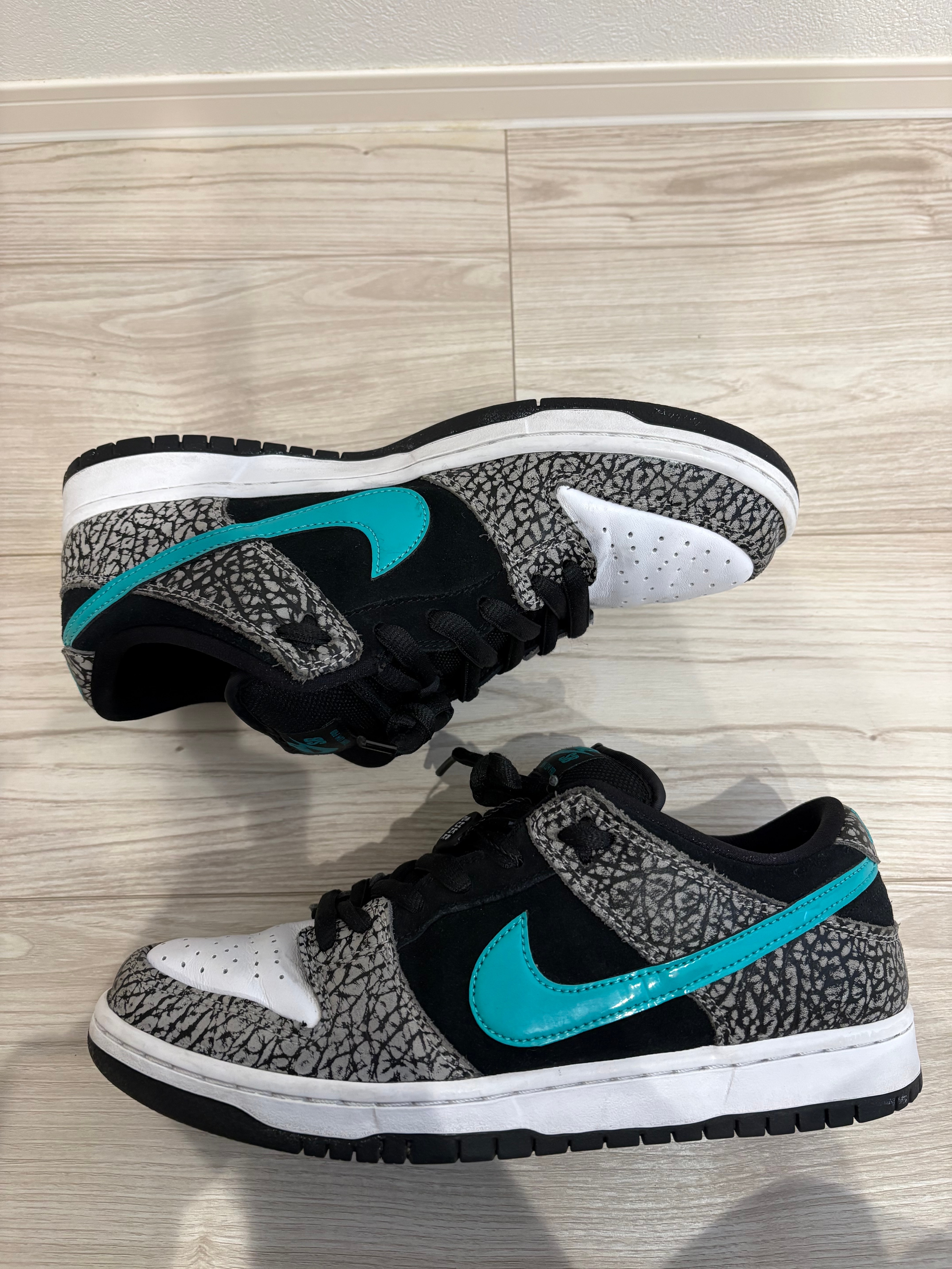 Nike SB Dunk Low "Elephant/Safari"