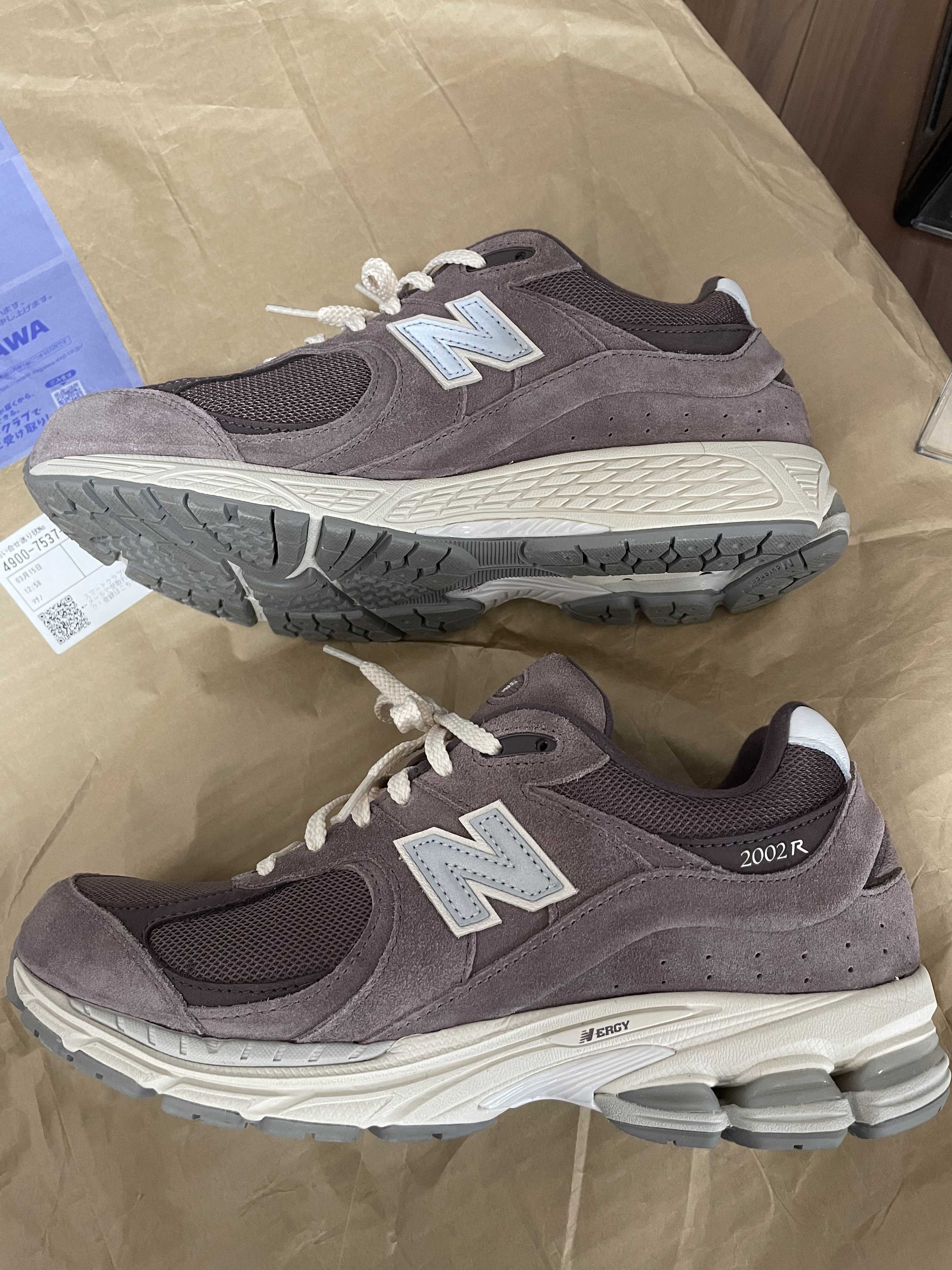 New Balance 2002R "Black Fig"