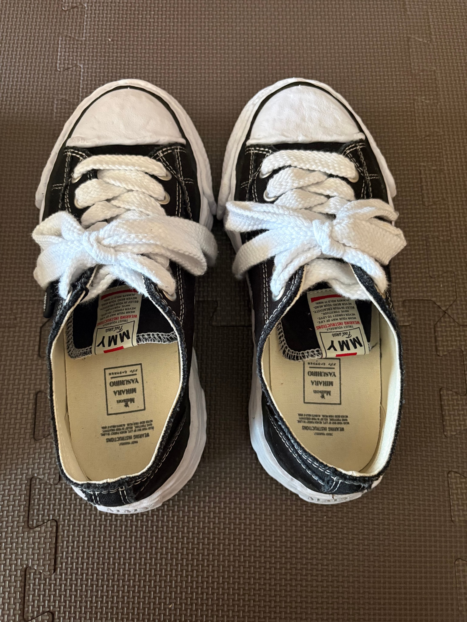 Maison MIHARA YASUHIRO PETERSON OG Sole Canvas Low-top Sneaker "Black"