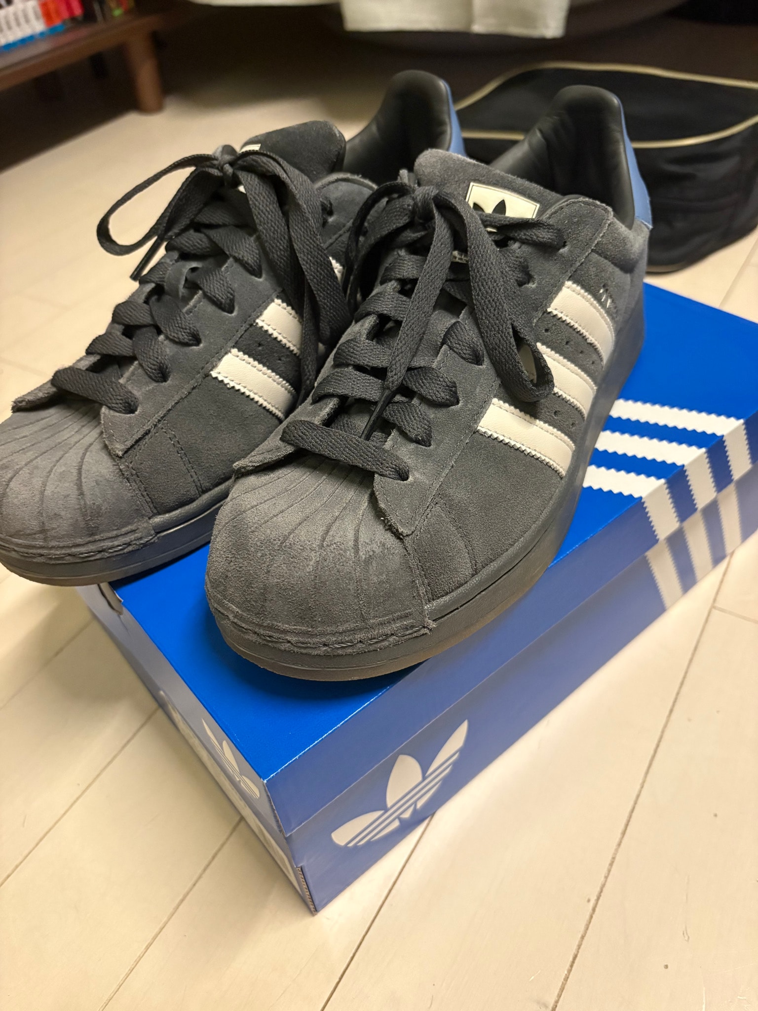 atmos × POINTLESS JOURNEY (King Gnu Daiki Tsuneta) × Superstar 2 "DGH Solid Grey"