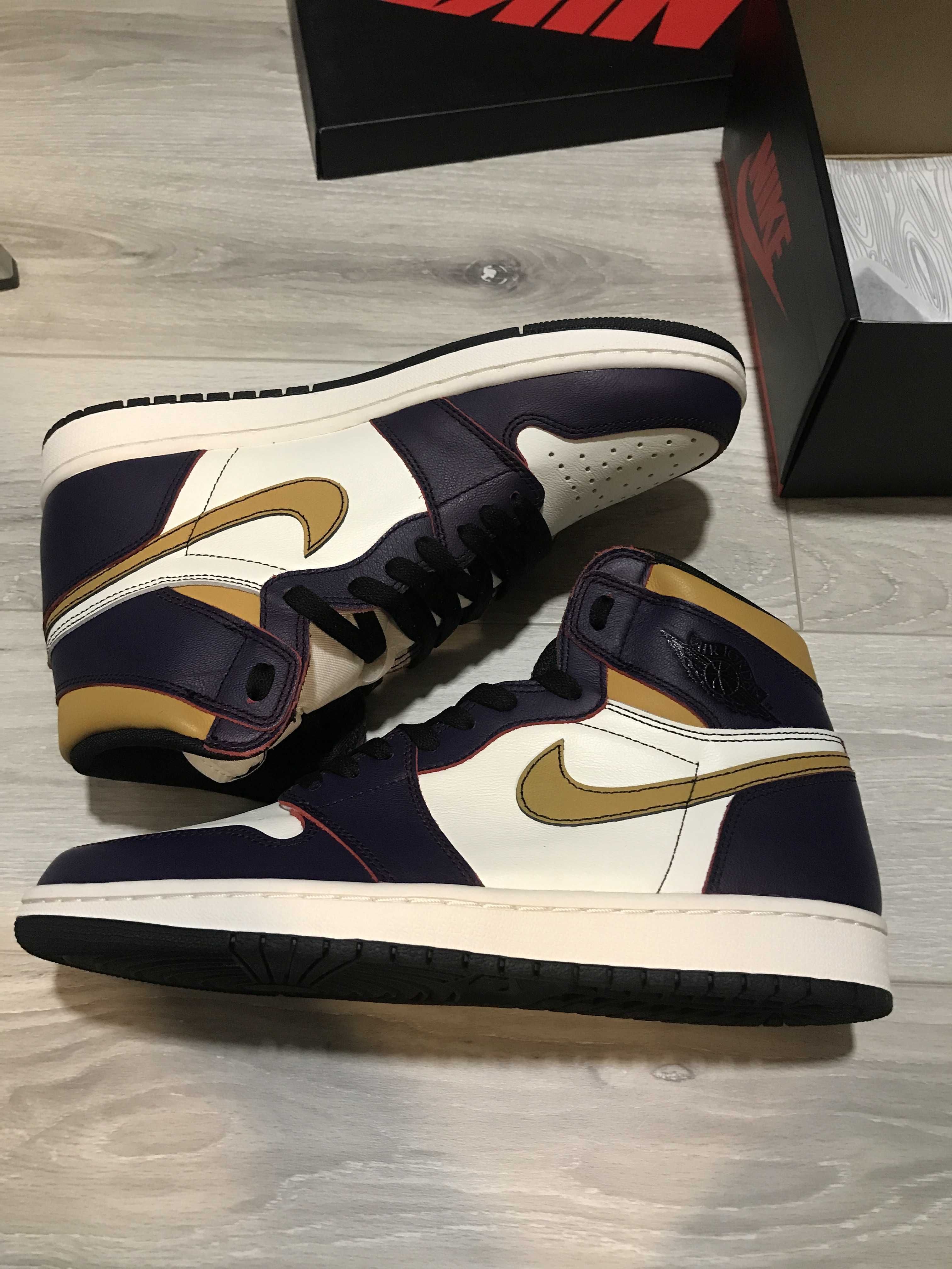 Nike SB × Air Jordan 1 Retro High "La To Chicago"  