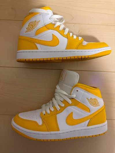 Nike Women's Air Jordan 1 Mid "Lemon"
