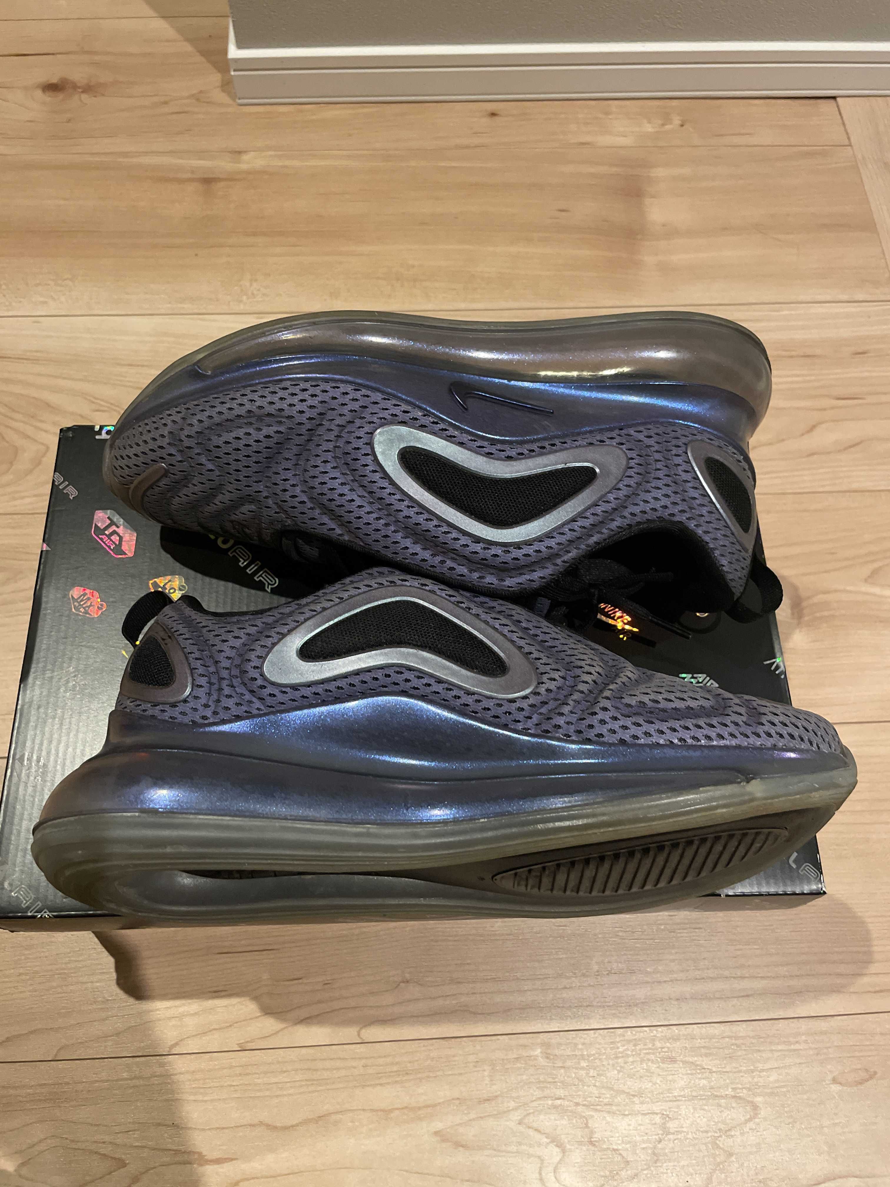 Nike Air Max 720 "Northern Lights Night"