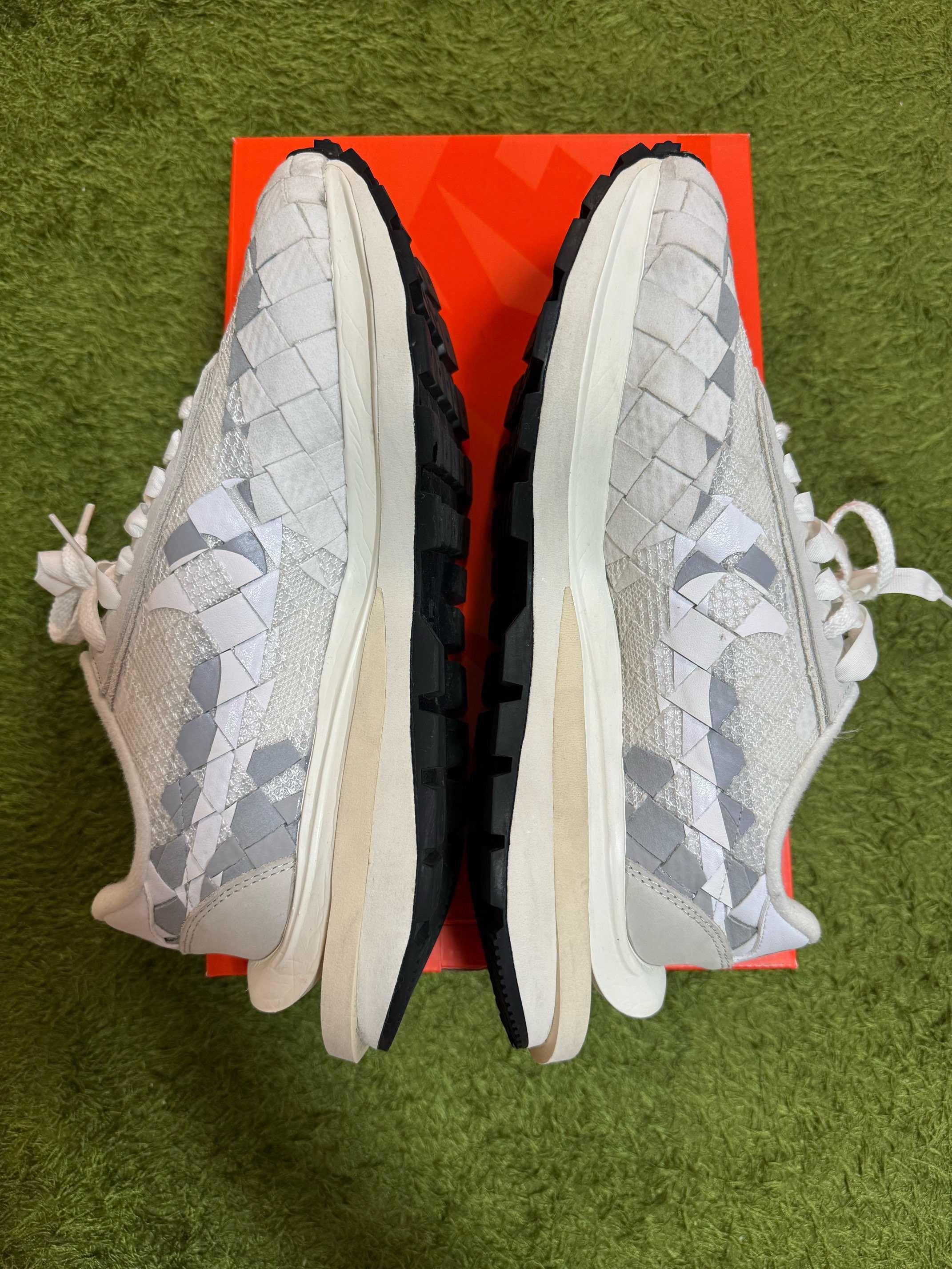 Jean-Paul Gaultier × sacai × Nike Air Woven VaporWaffle "White"