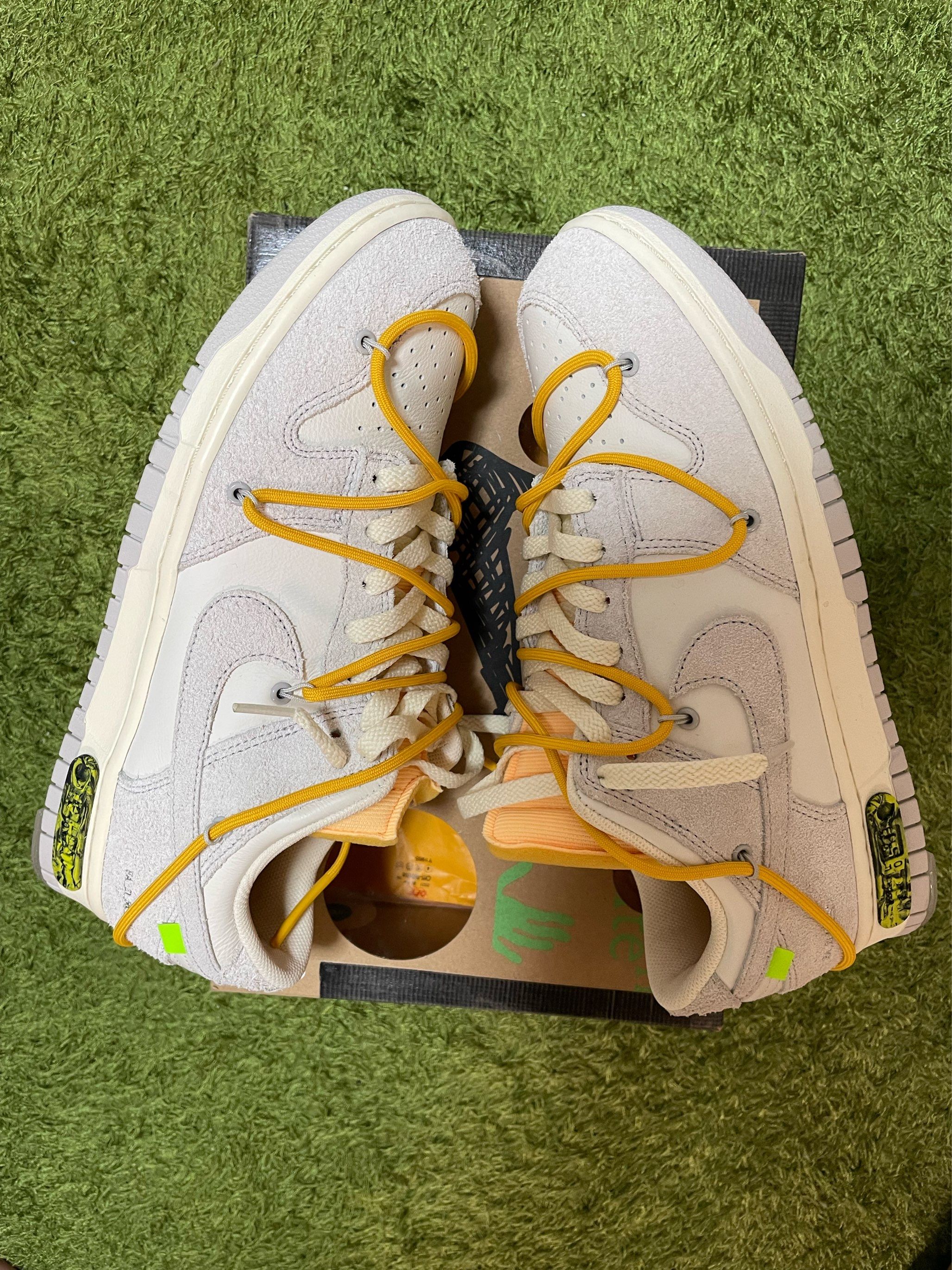 Off-White × Nike Dunk Low "Sail/Neutral Gray/Hyper Pink"