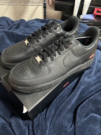 Supreme × Nike Air Force 1 Low "Black"