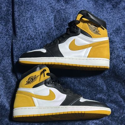 Nike Air Jordan 1 Retro High OG "Black Toe/Yellow Ochre"