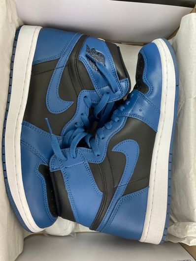 Nike Air Jordan 1 Retro High OG "Dark Marina Blue"