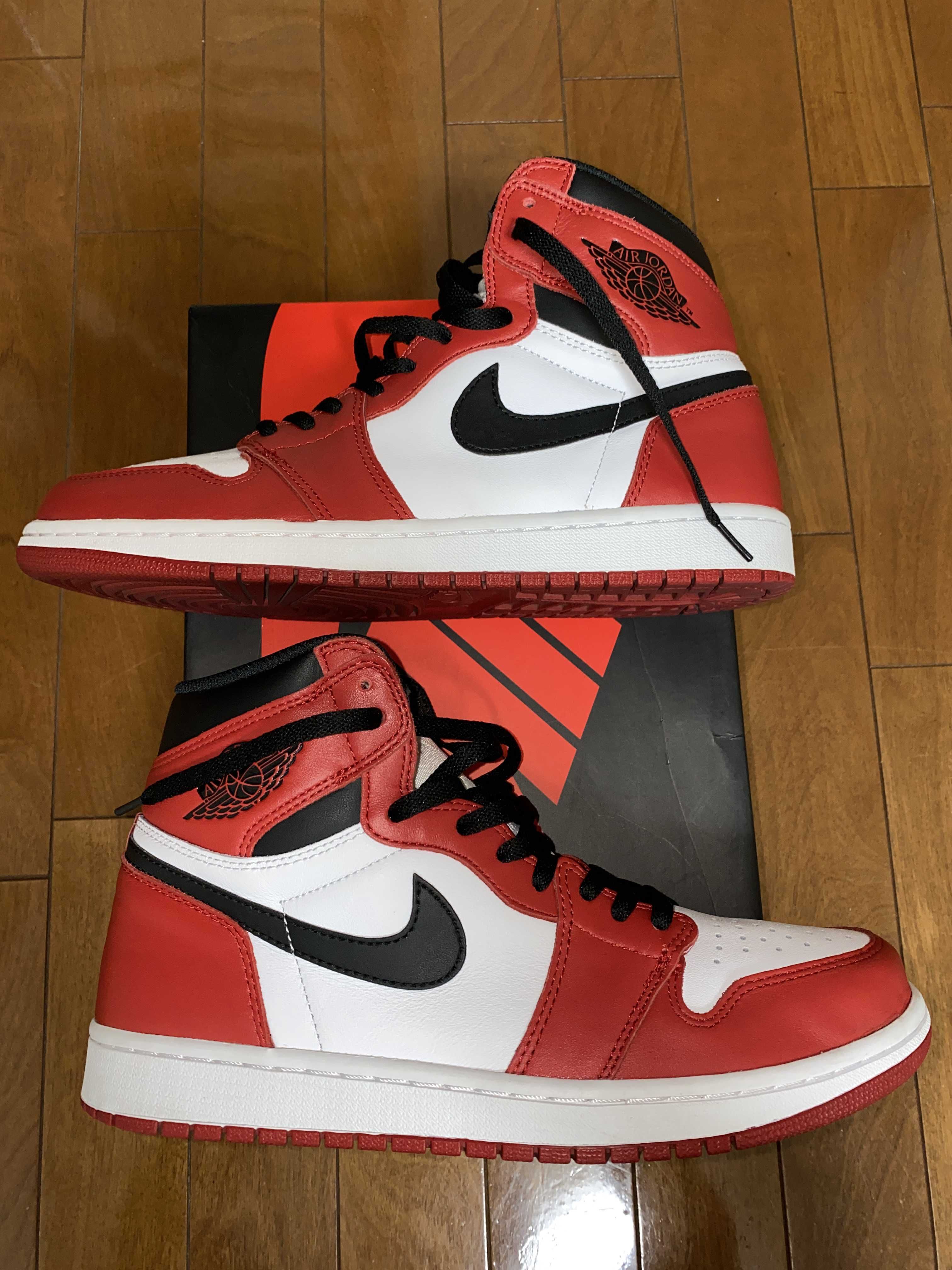 Nike Air Jordan 1 Retro High "Chicago" (2015)