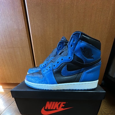Nike Air Jordan 1 Retro High OG "Dark Marina Blue"