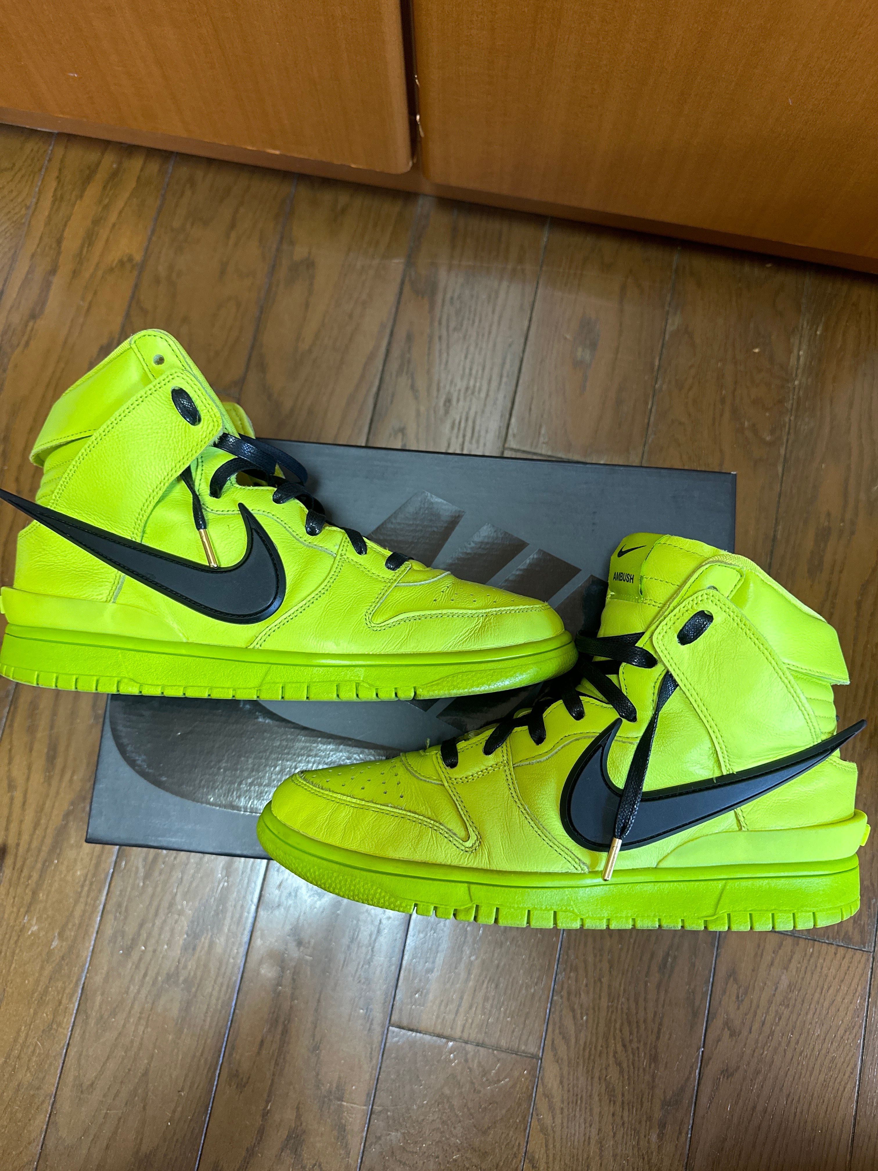AMBUSH × NIKE DUNK HIGH "FLASH LIME"