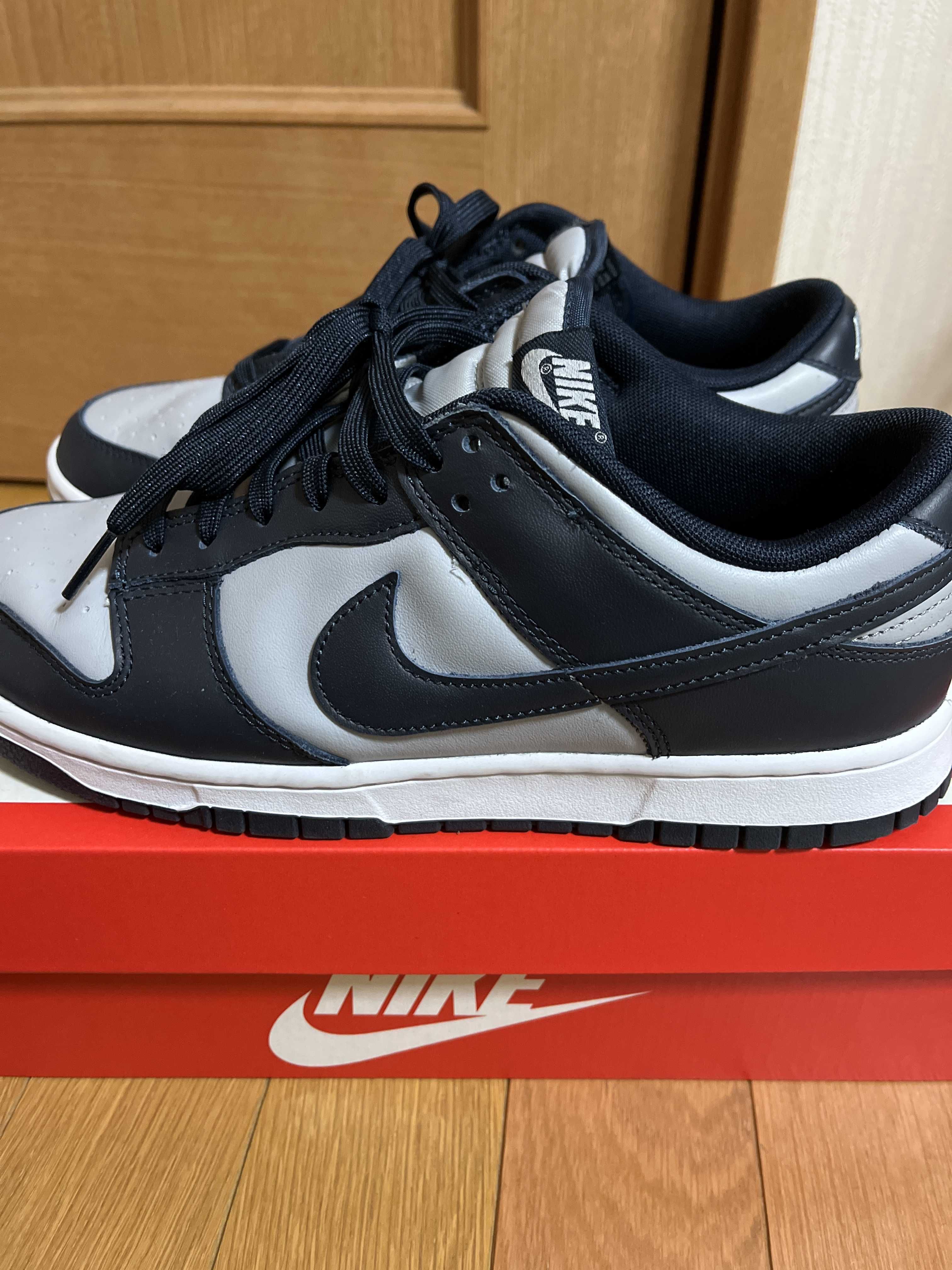 Nike Dunk Low "Championship Grey"