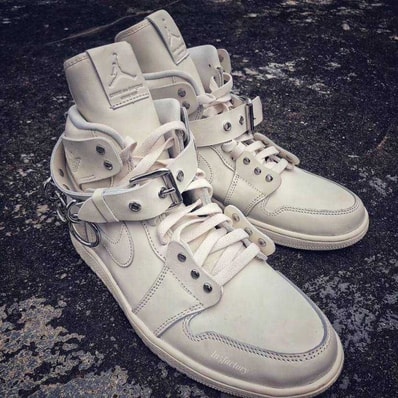 COMME des GARCONS × Nike Air Jordan 1 High "White"