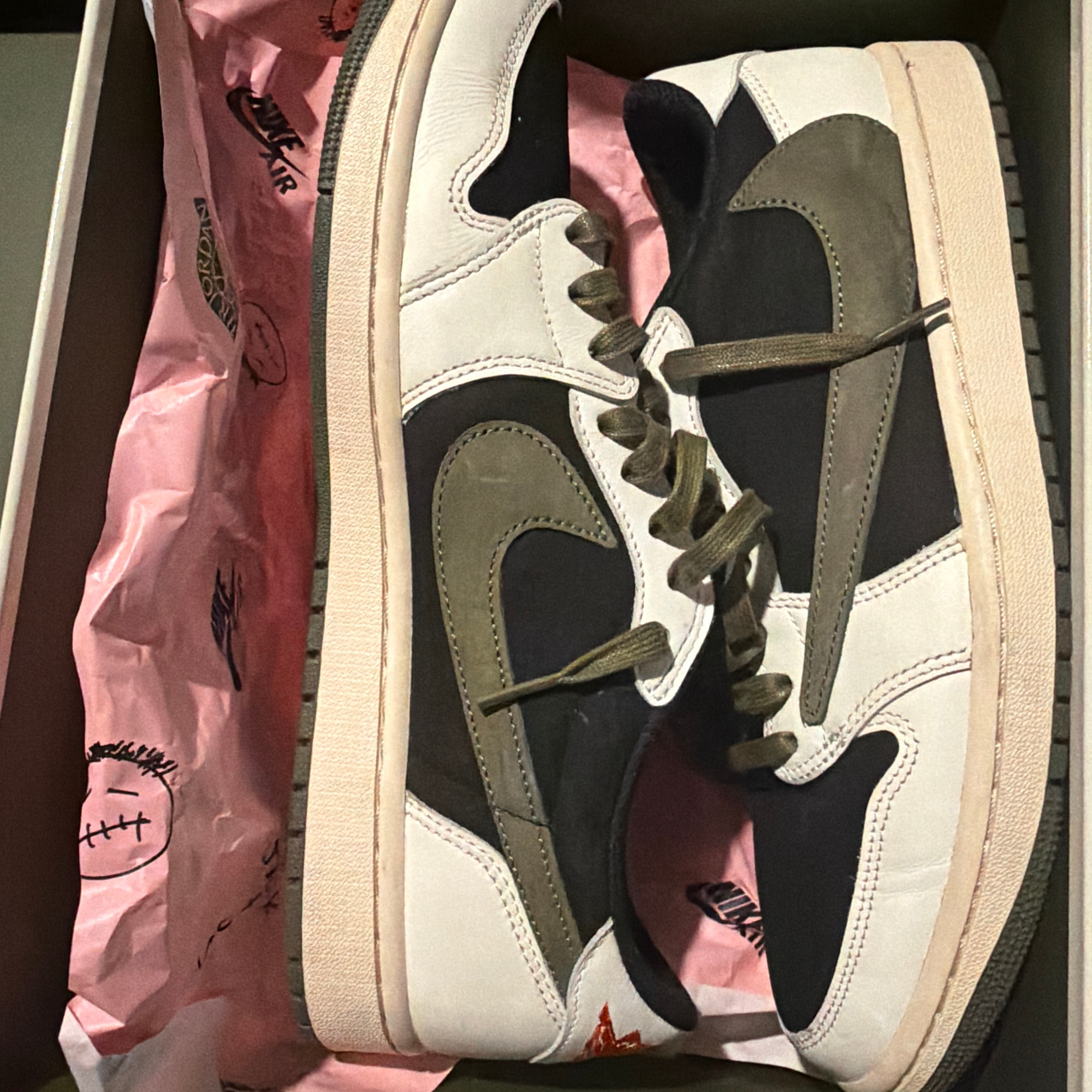 Travis Scott × Nike Women's Air Jordan 1 Low OG "Medium Olive"