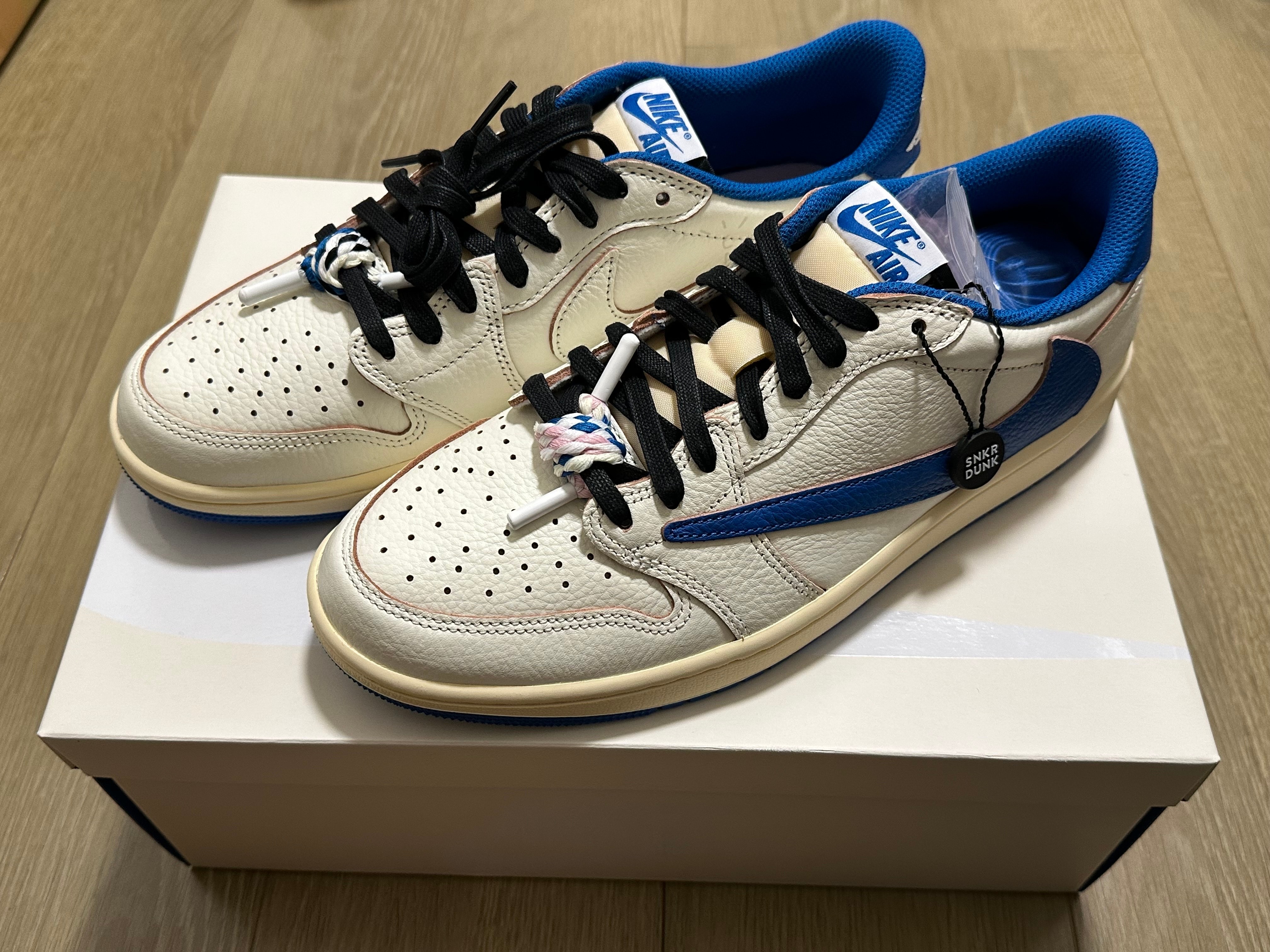 Travis Scott × fragment design × Nike Air Jordan 1 Low OG "Sail/Military Blue"