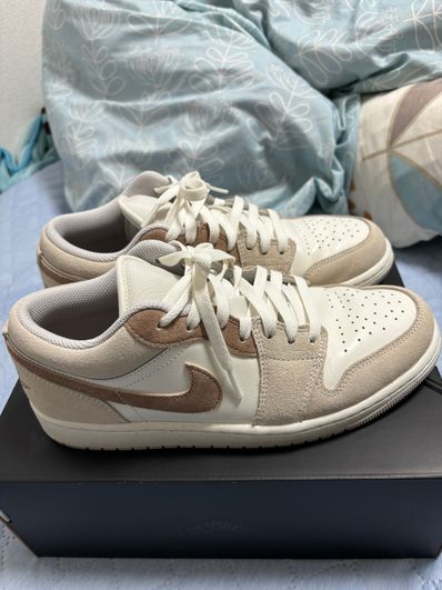 NIke Air Jordan 1 Low "Light Bone/Archaeo Brown/Sail/Neutral Grey"