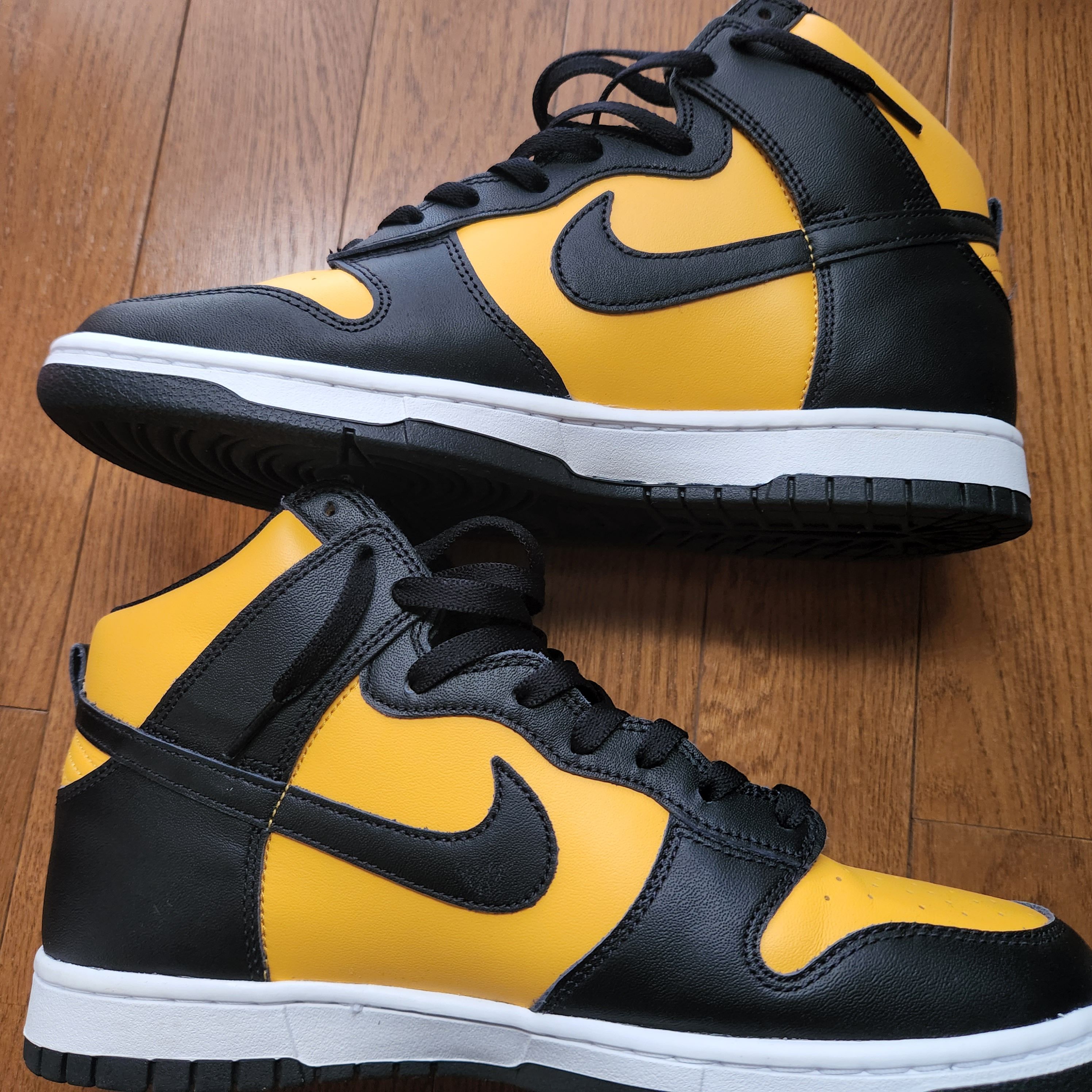 Nike Dunk High "University Gold and Black"