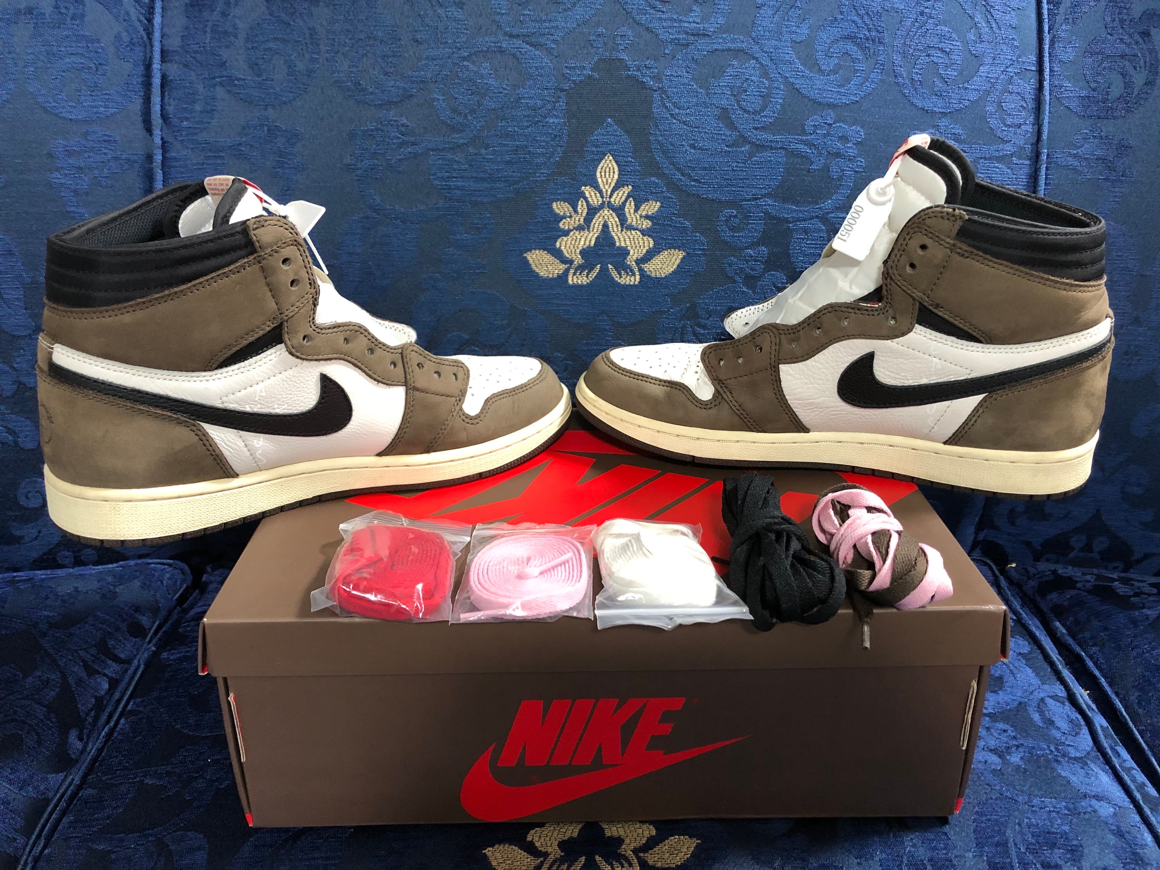Travis Scott × Nike Air Jordan 1 Retro High OG TS SP "Sail/Dark Mocha"