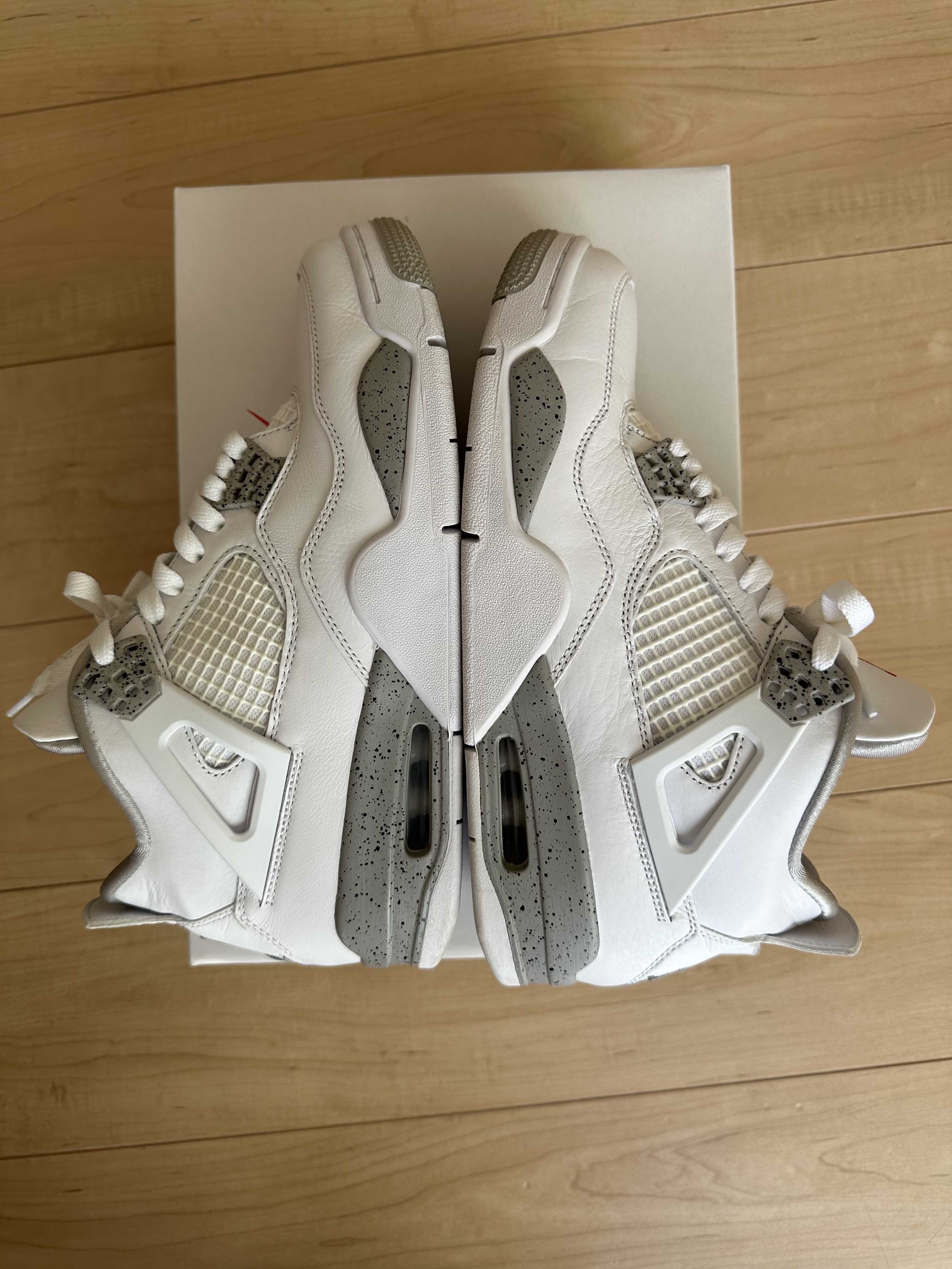 Nike Air Jordan 4 "Tech White"  