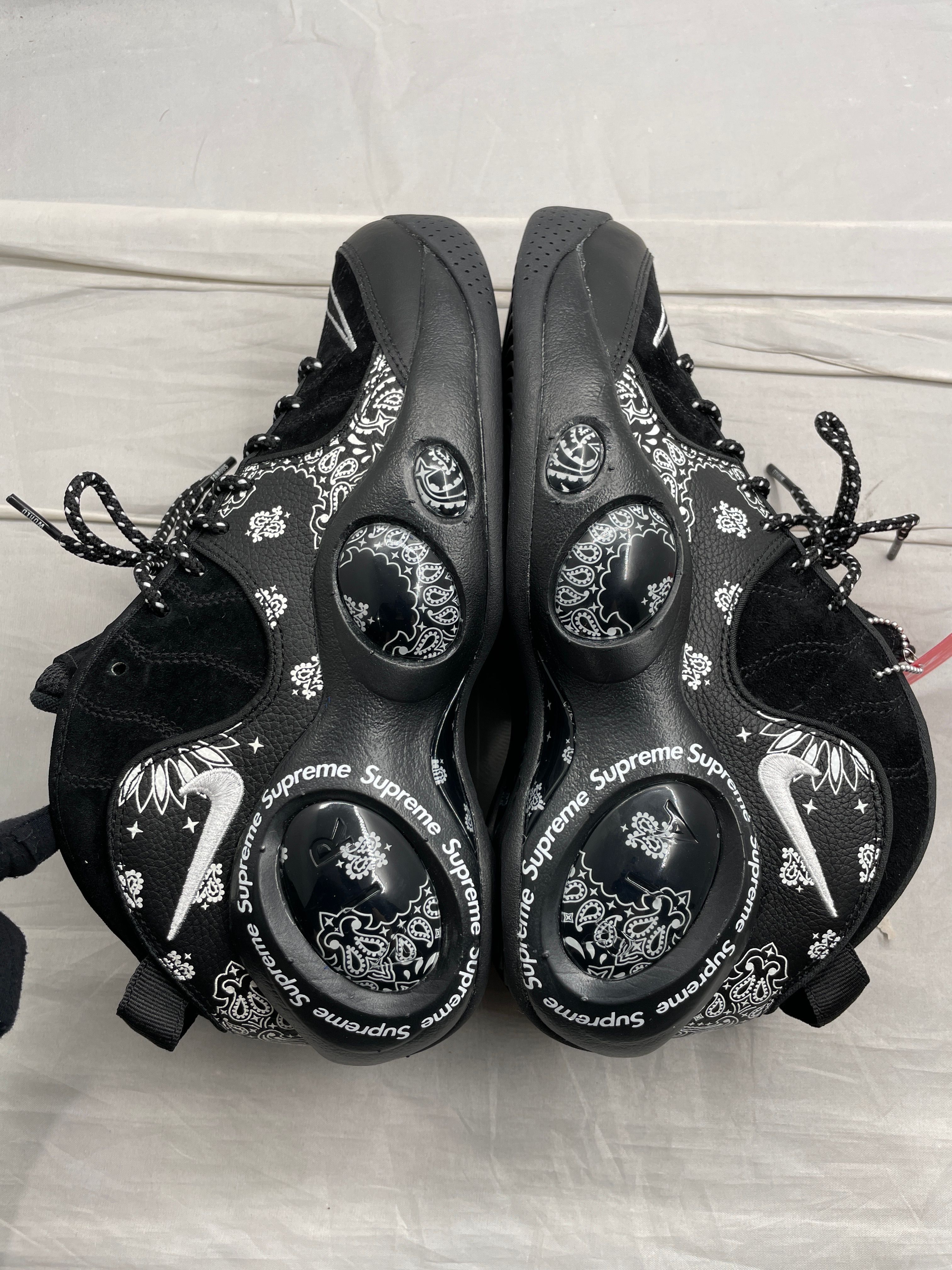Supreme × Nike Air Zoom Flight 95 SP "Black/White"
