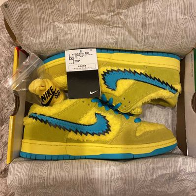 Grateful Dead × Nike SB Dunk Low "Yellow Bear"
