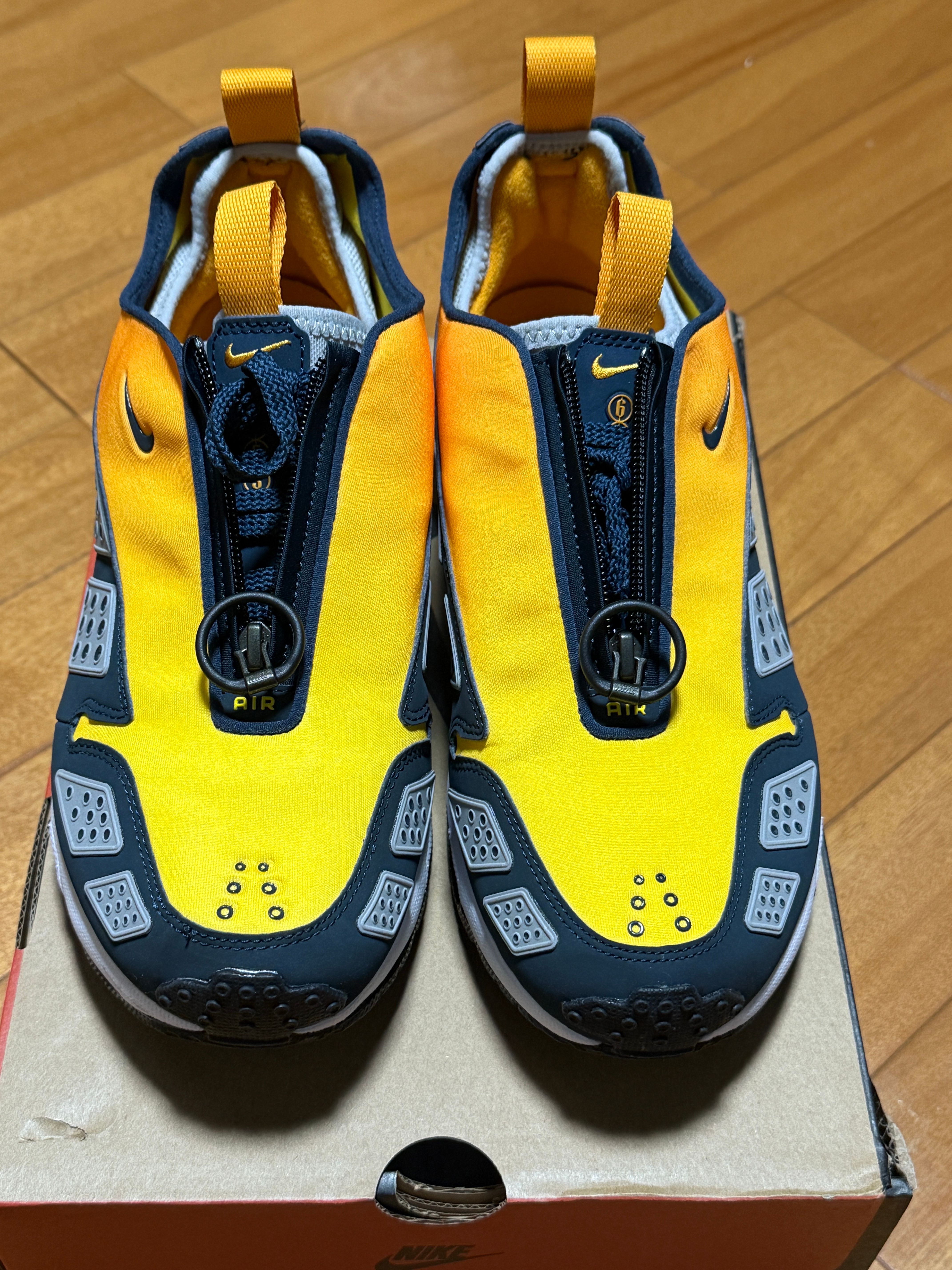 Nike Women's Air Max SNDR "Canyon Gold and Deep Ocean"