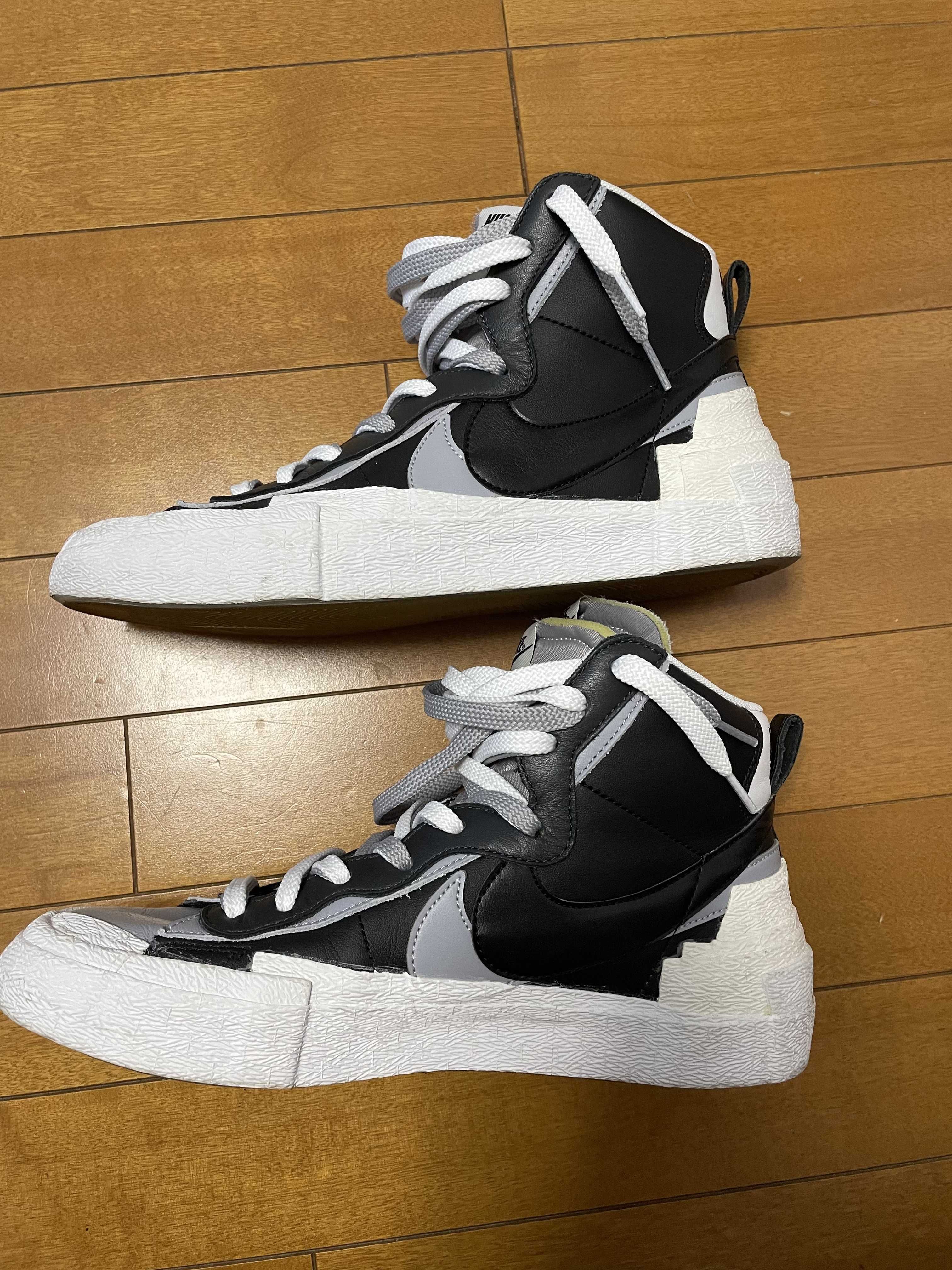 sacai × NIKE BLAZER MID "BLACK/WOLF GREY/WHITE"